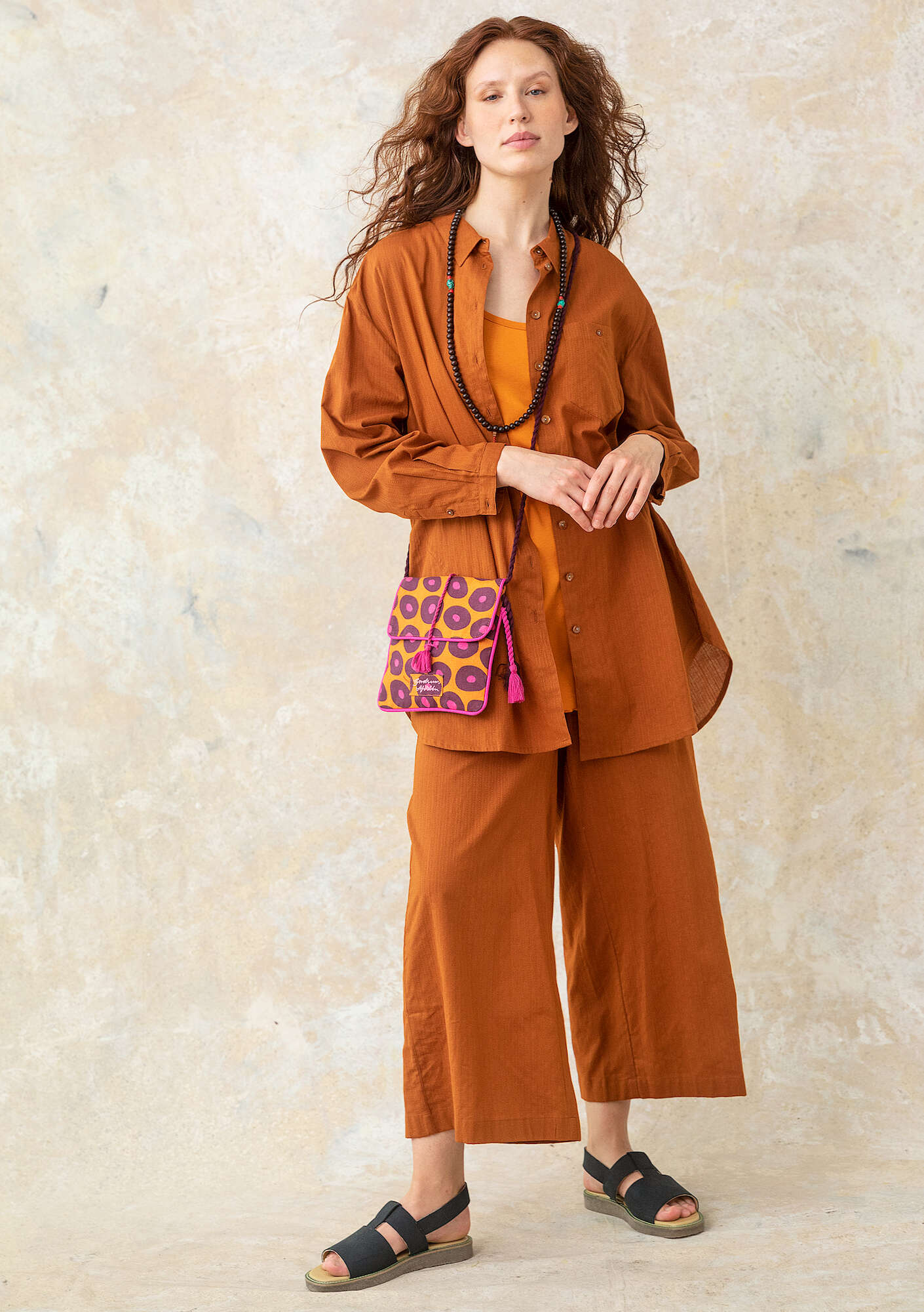 Woven organic cotton trousers