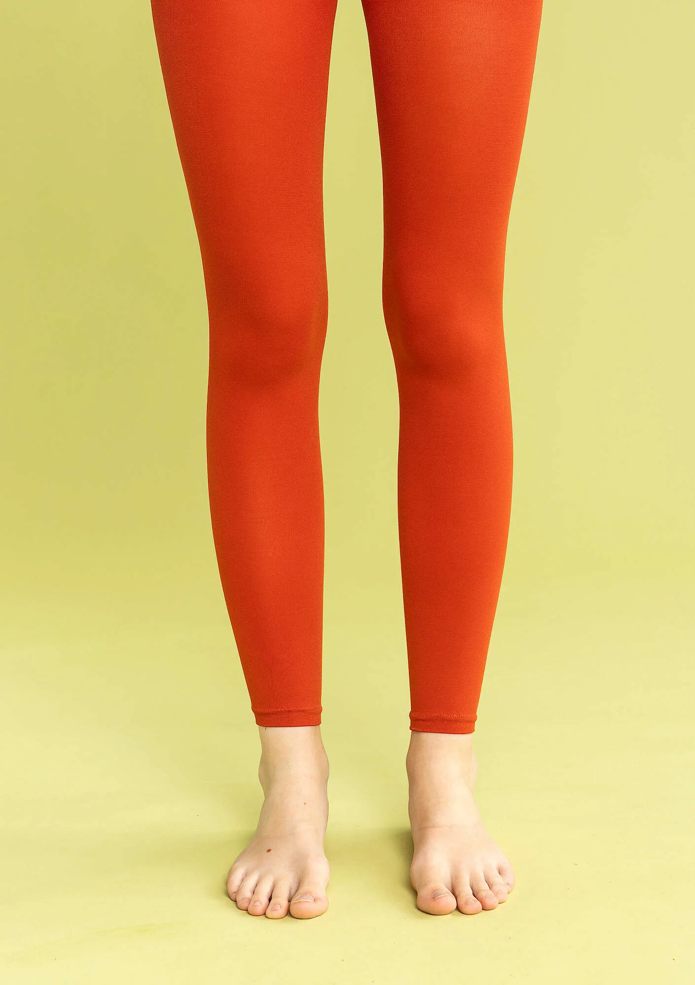 Solid-colour leggings made from recycled polyamide