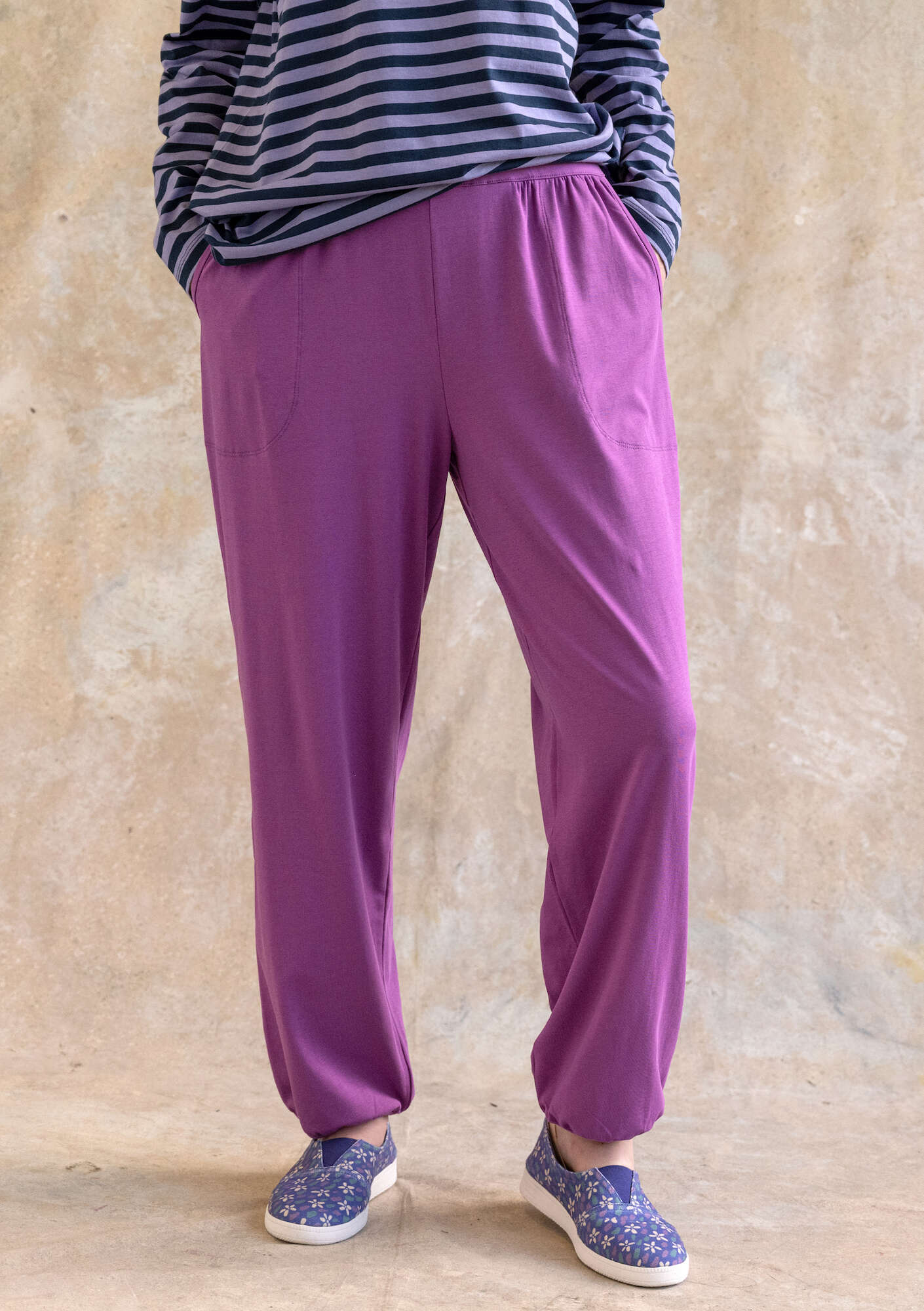 Organic cotton/elÖstane jersey trousers