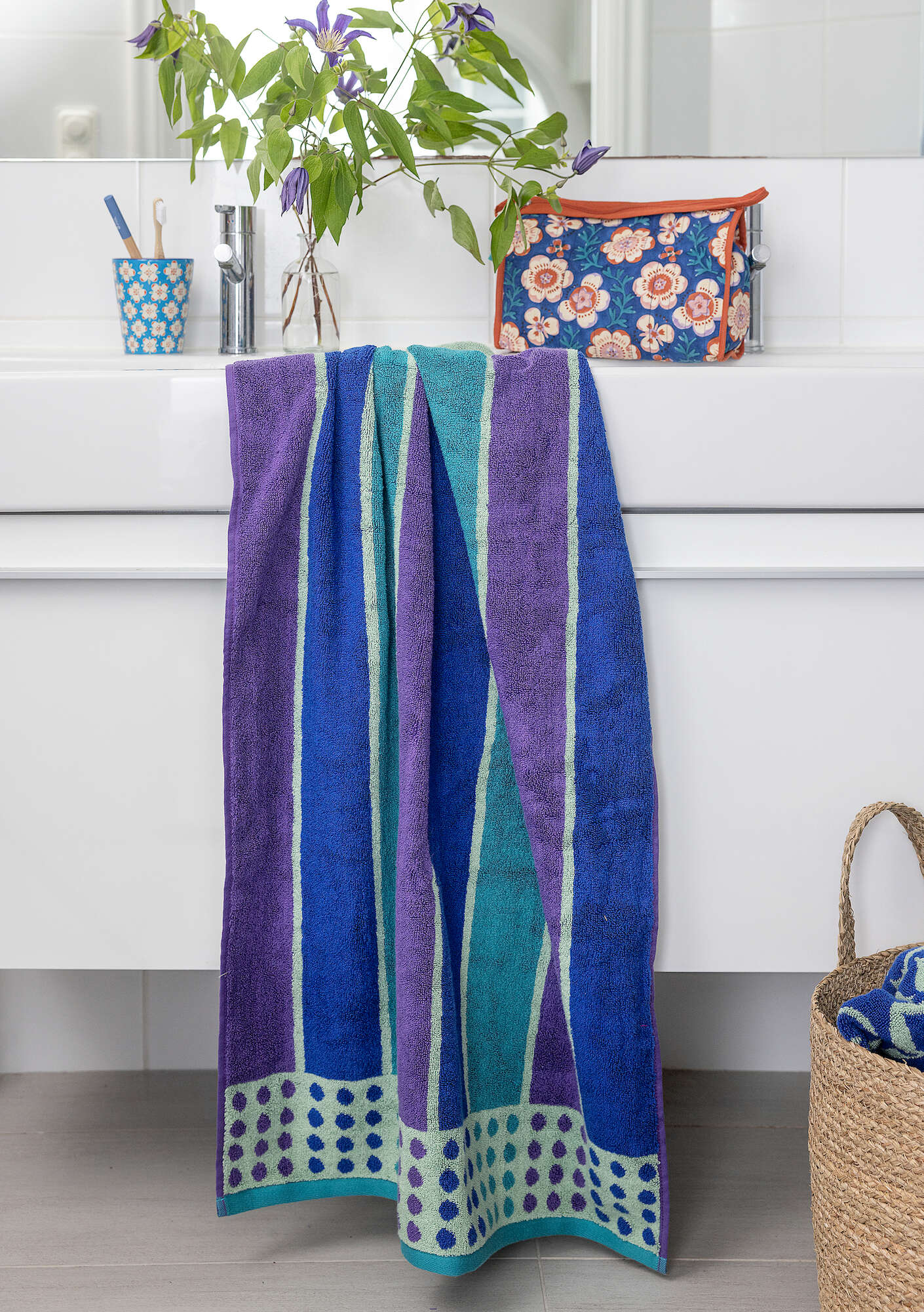 "Flow" organic cotton bath towel