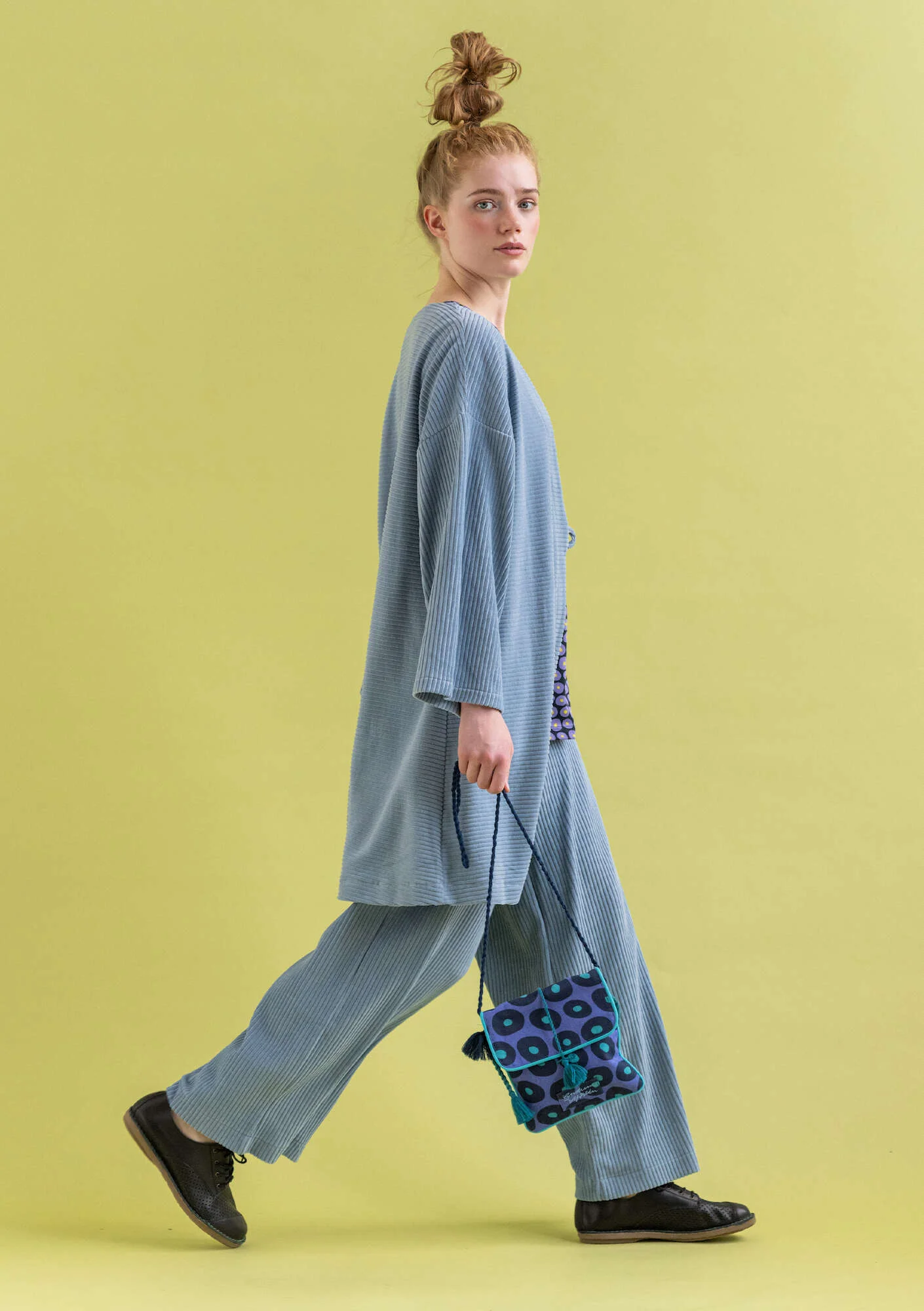 Velour kimono in organic cotton/recycled polyÖster
