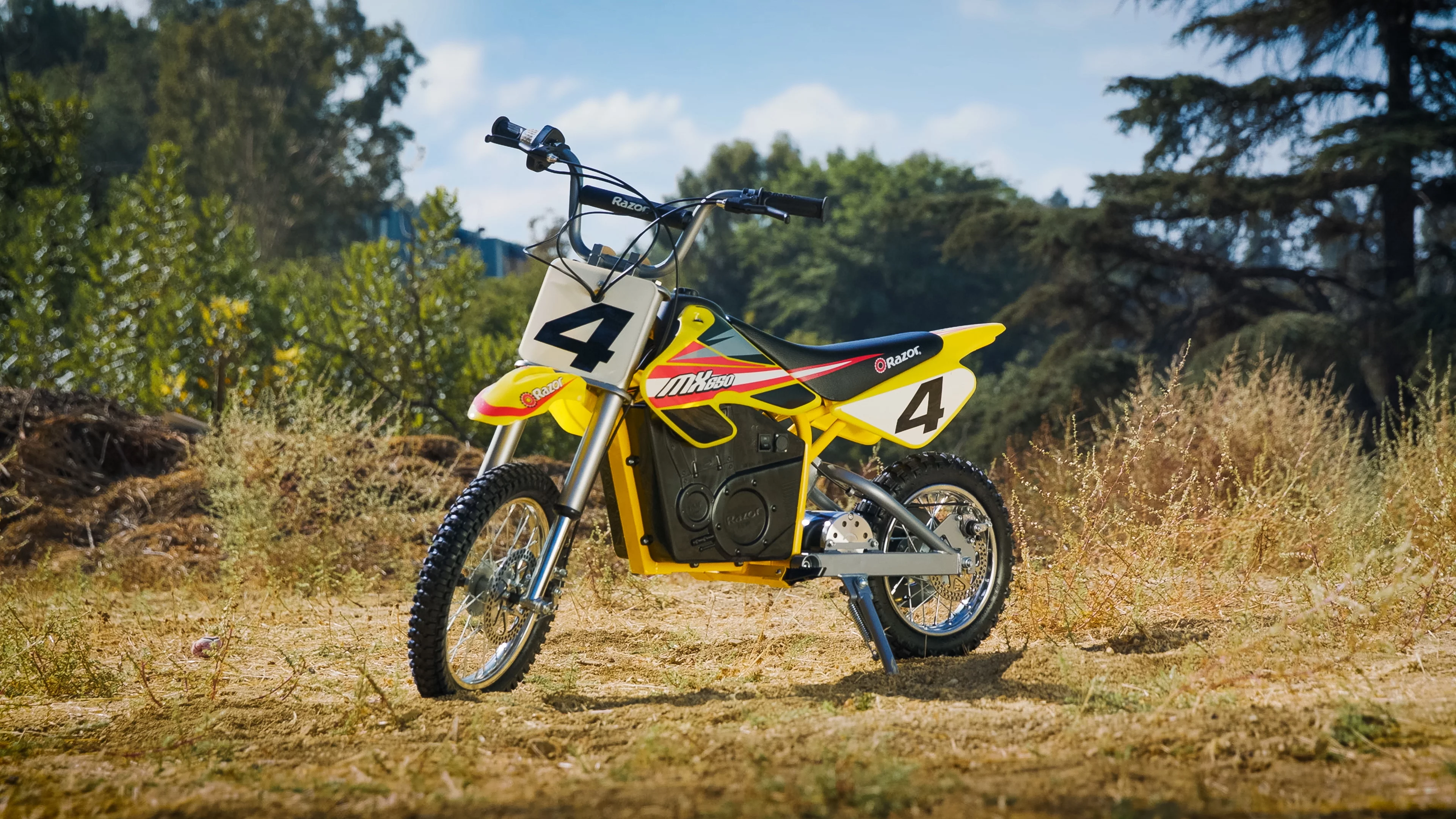 Razor Dirt Rocket MX650 – 36V Electric-Powered Dirt Bike, Ride-On for Teens & Adults