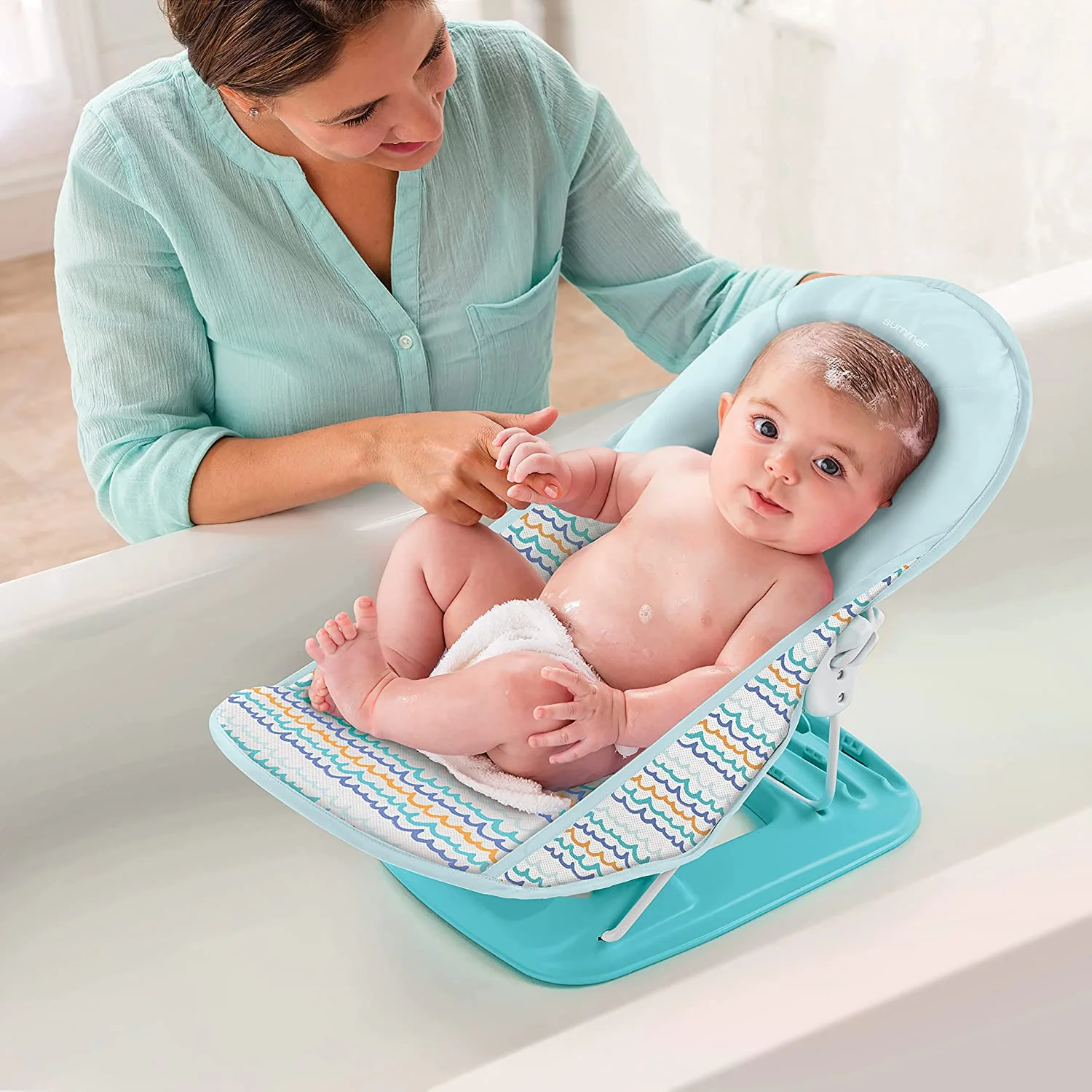 Summer Infant Deluxe Baby Bather (Ride the Waves) – Bath Support for Use in the Sink or Bathtub – Includes 3 Reclining Positions