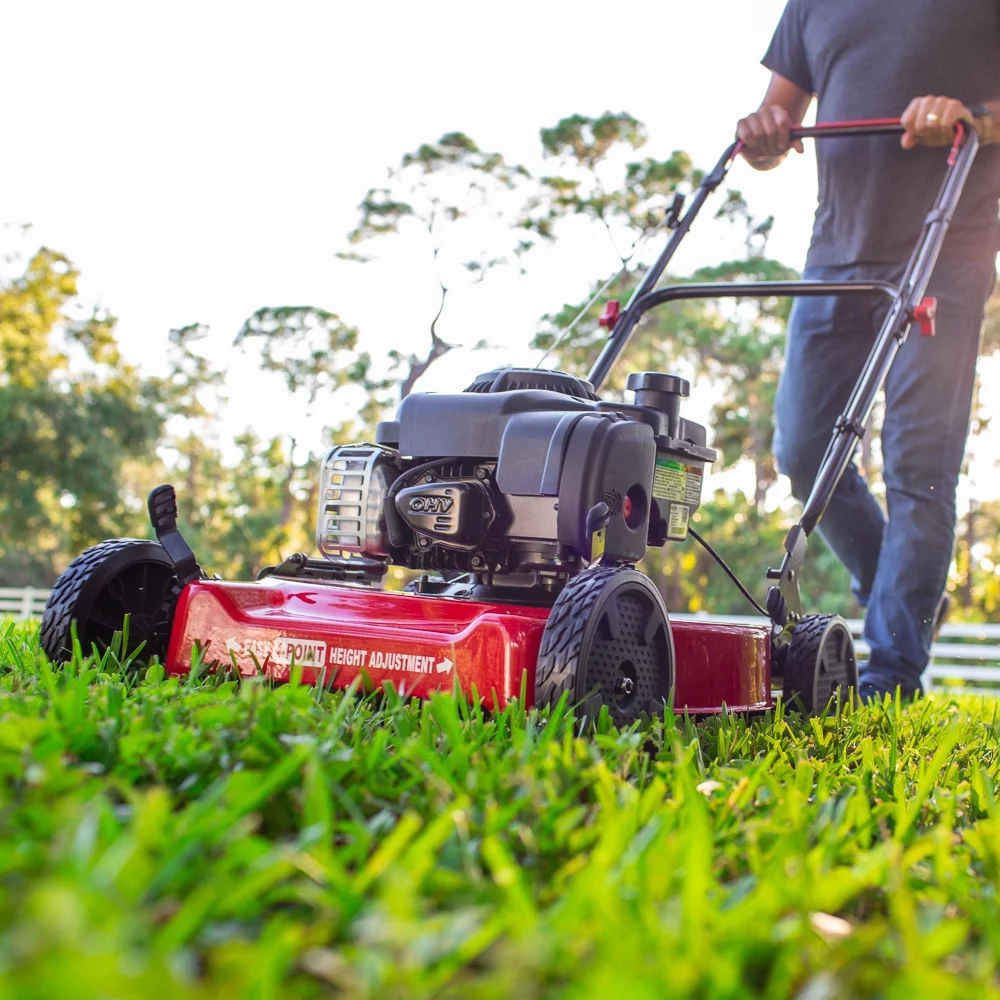 Hyper Tough 20-inch 125cc Gas Push Mower with Briggs & Stratton Engine