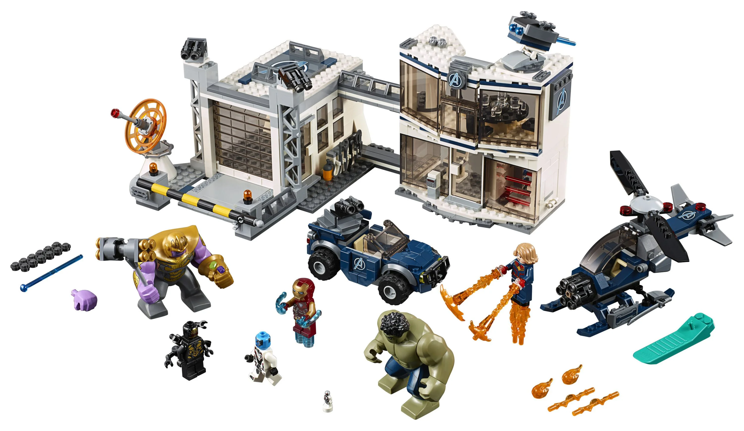 LEGO Marvel Avengers Compound Battle 76131 Building Set (699 pieces)