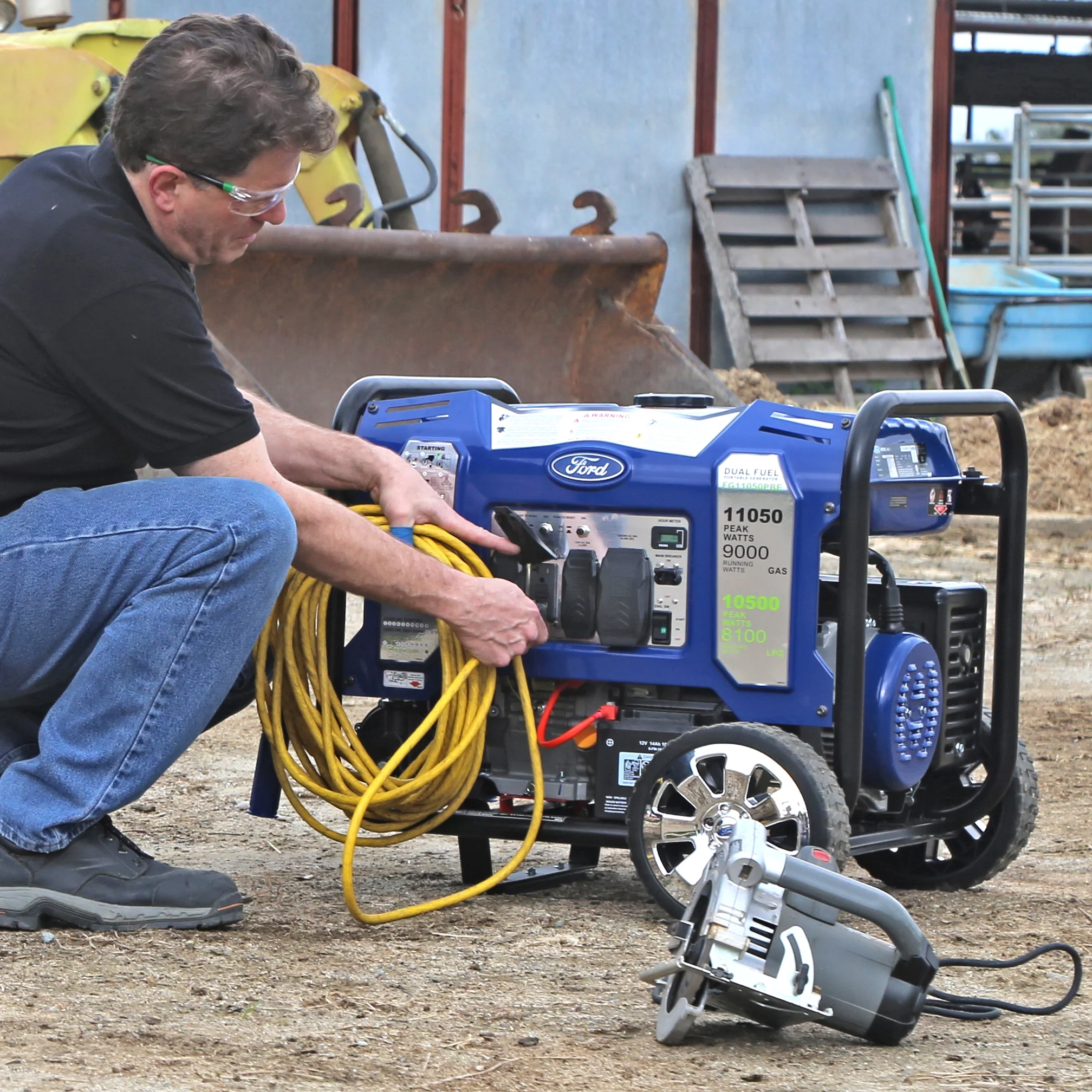 Ford 11,050-Watt Dual Fuel Portable Generator – CARB Compliant