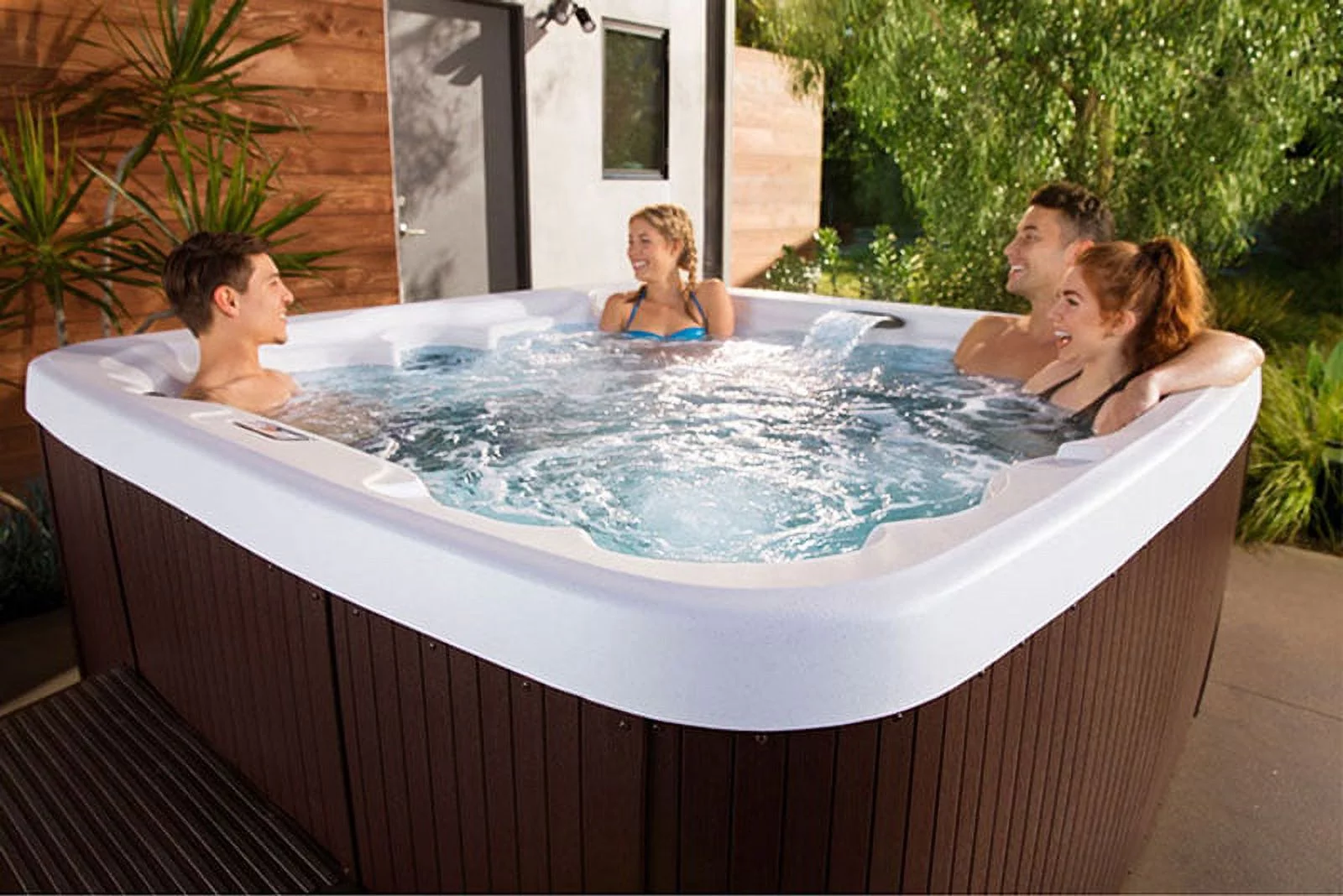 LifesmartParadise DLX (450DX) Hot Tub – 7 Person, 22-Jet, Plug & Play Spa, Arctic White/ Espresso Brown