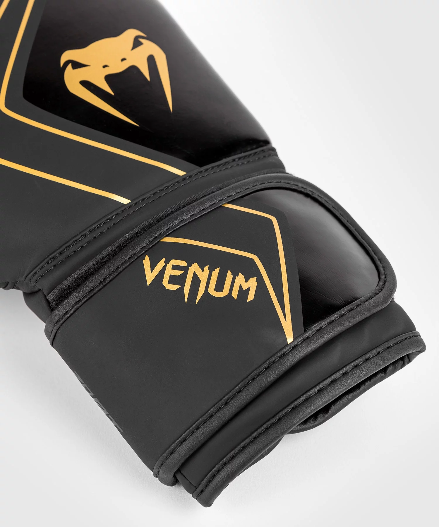 Venum Unisex Contender 2.0 Boxing Gloves – Black/Gold – 12 oz – Adult