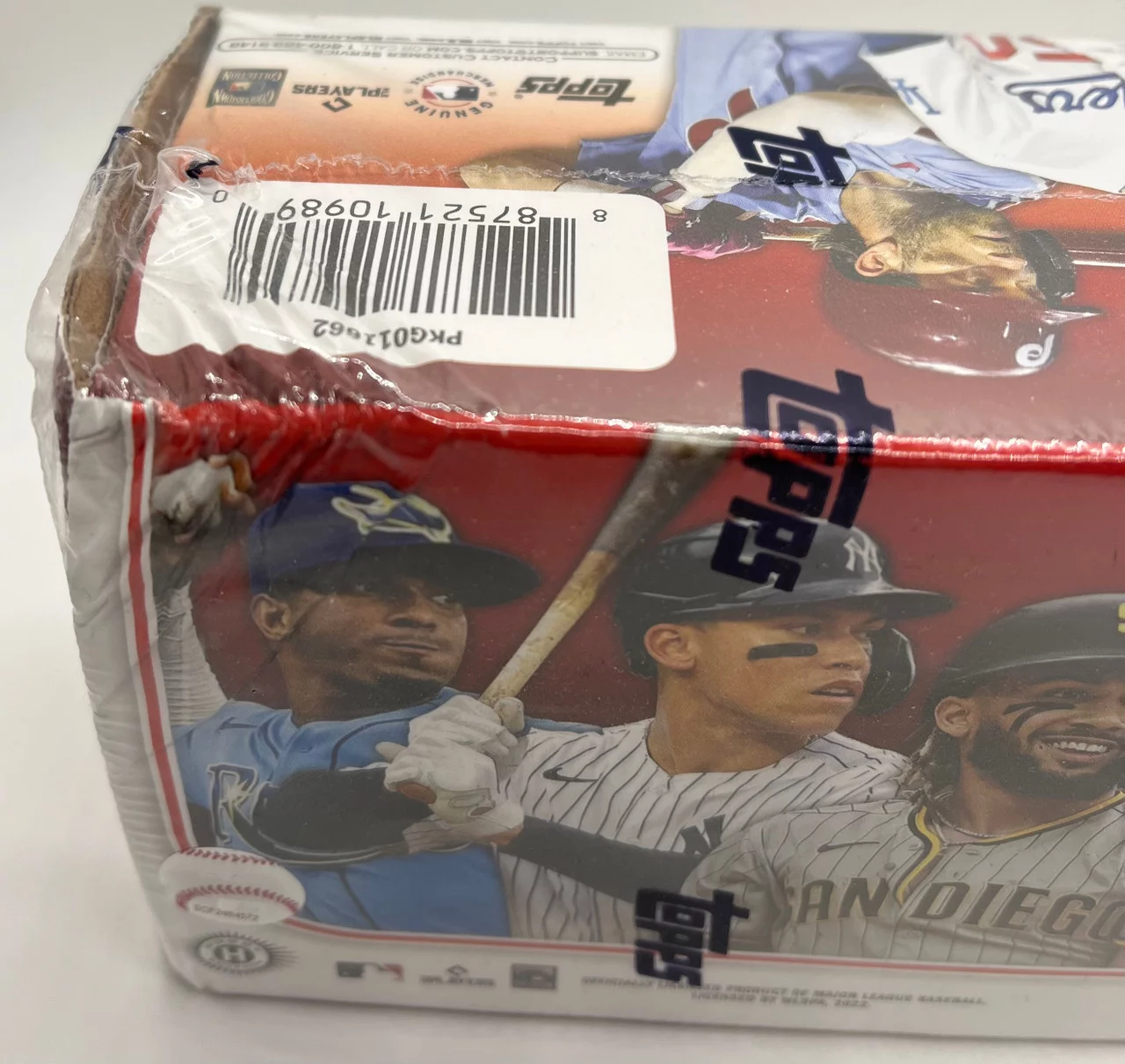 2022 Topps Baseball Complete Factory Sealed Hobby Set 665 Cards