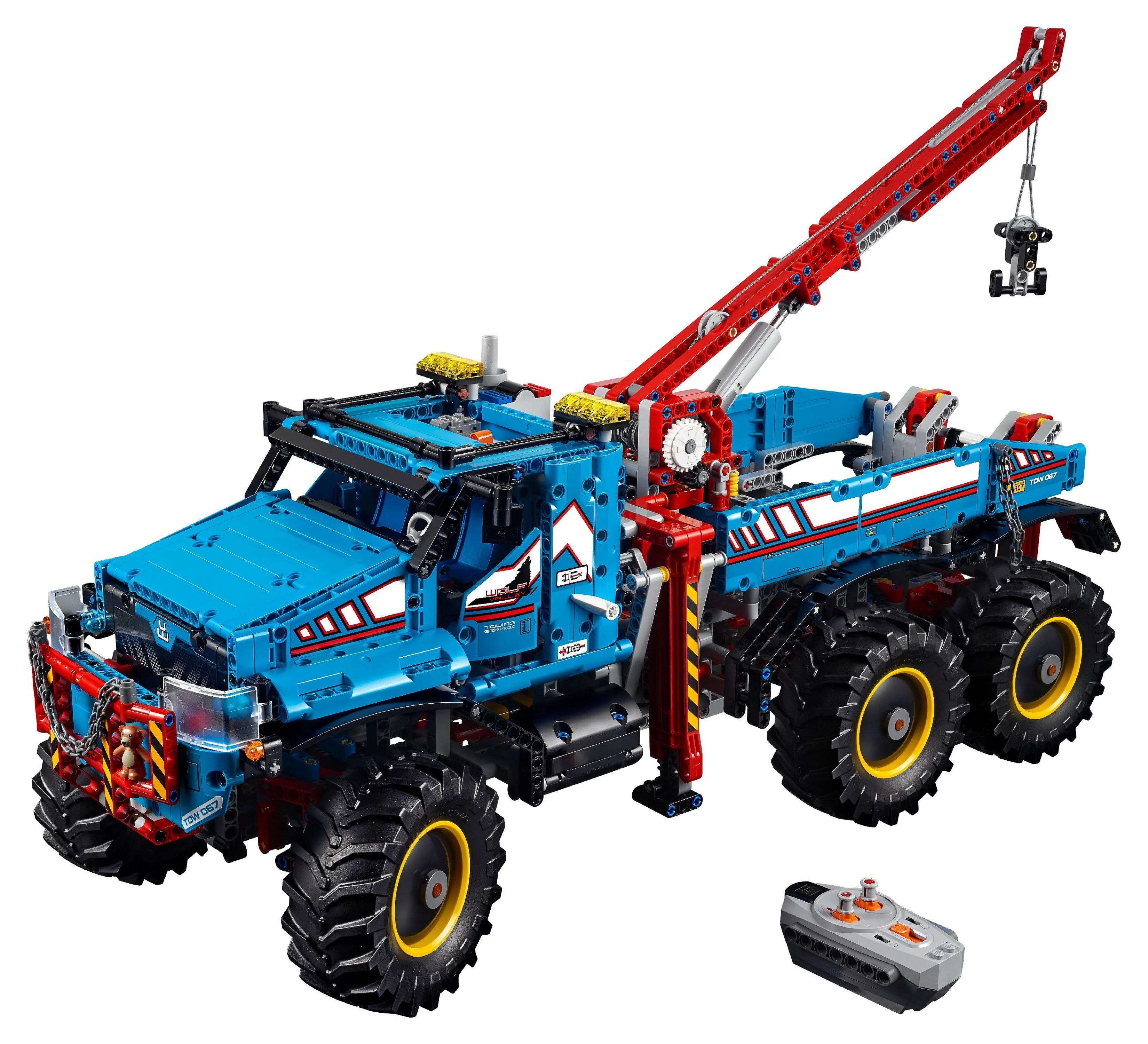 LEGO Technic 6×6 All Terrain Tow Truck 42070