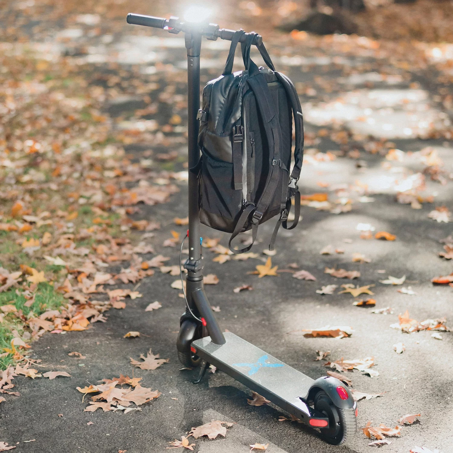 Restored Hover-1 H1HLNRBK000R Highlander Electric Folding Scooter Powered Ride-On Toy With LED Lights