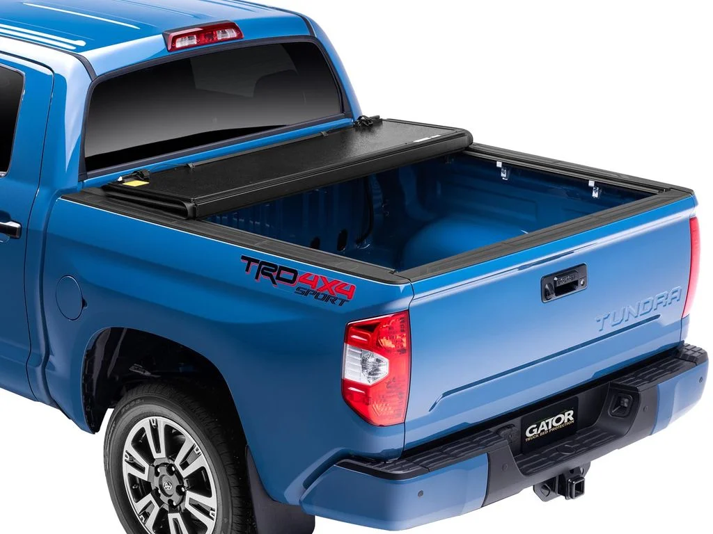 Gator EFX Hard Tri-Fold Truck Bed Tonneau Cover | GC44014 | Fits 2016 – 2023 Toyota Tacoma (fits with or w/o bedside storage boxes) 5′ 1″ Bed (60.5″)