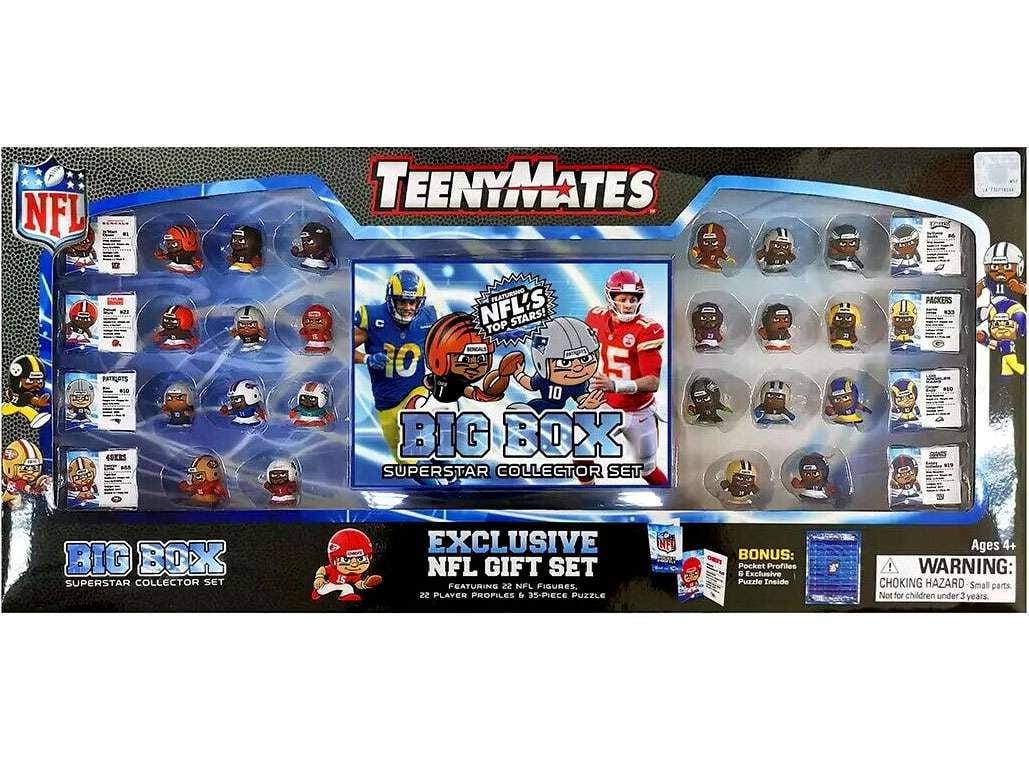 NFL 2022 Football Big Box Superstar Collector Set