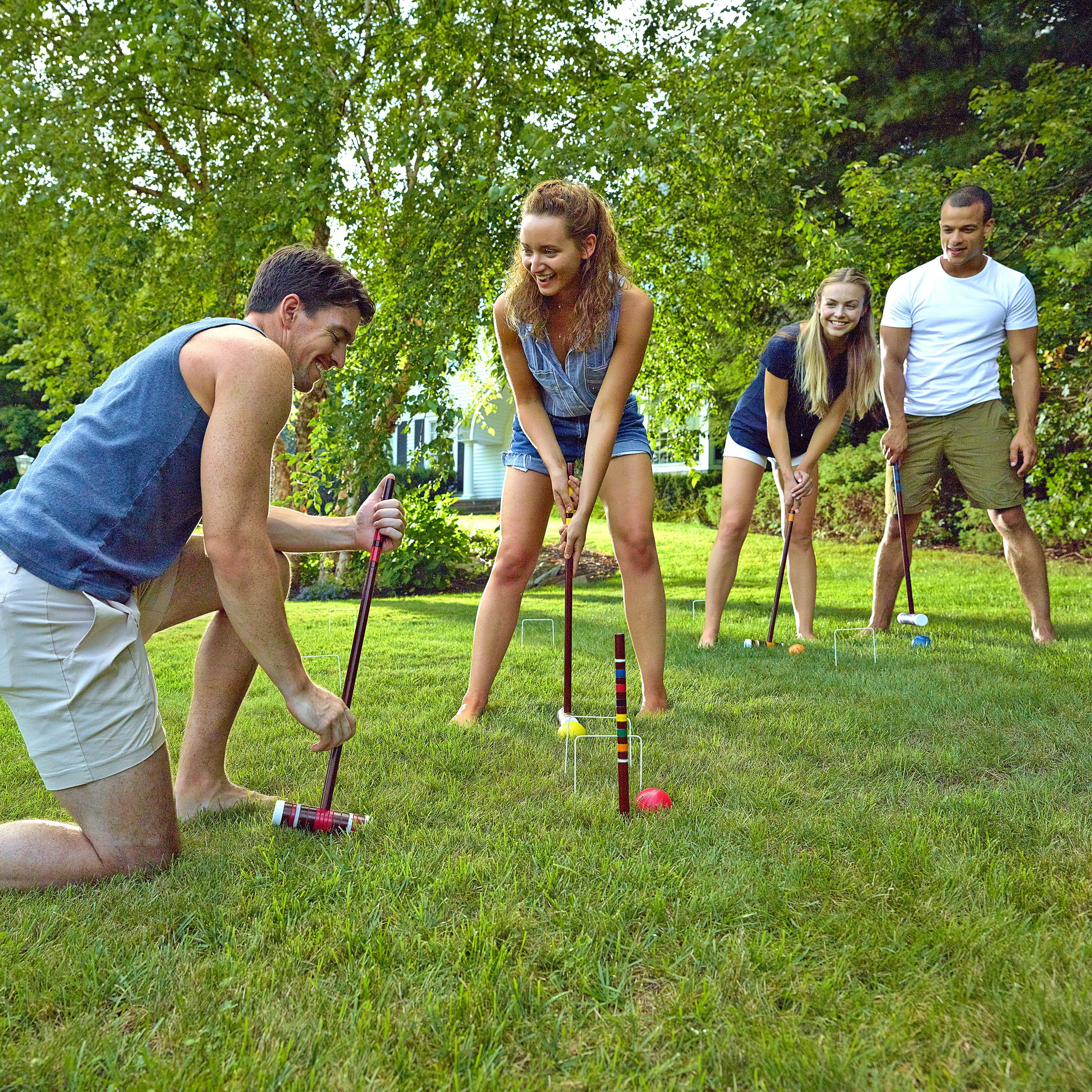 Franklin Sports Croquet Set – Includes 4 Croquet Wood Mallets, 4 All Weather Balls, 2 Wood Stakes and 9 Metal Wickets – Classic Family Outdoor Game – Starter Set