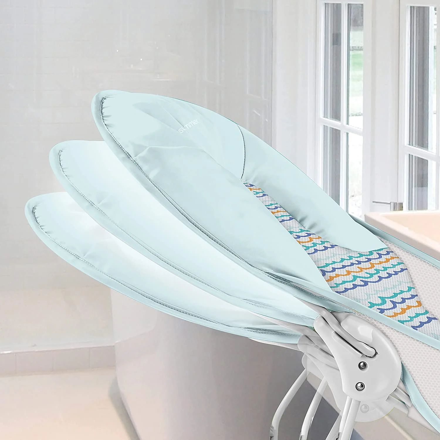 Summer Infant Deluxe Baby Bather (Ride the Waves) – Bath Support for Use in the Sink or Bathtub – Includes 3 Reclining Positions