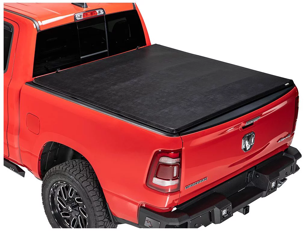 Gator by RealTruck SFX Soft Tri-Fold Tonneau Cover Compatible with 2005-2011 Dodge Dakota Crew Cab 5’3″ Bed Without Rail System