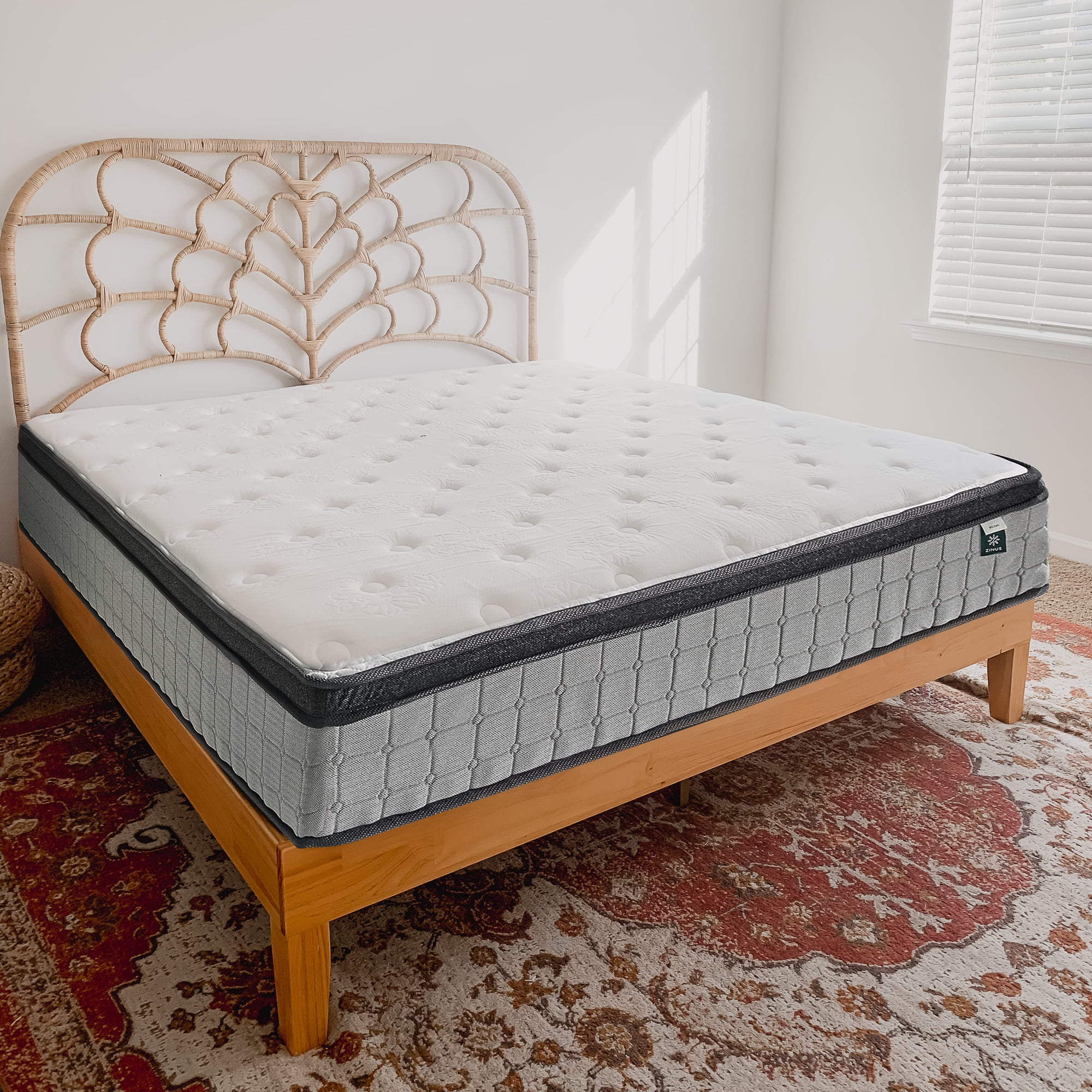 Zinus Comfort Support 12″ Hybrid Mattress, Cooling Gel Memory Foam Pocket Spring, King