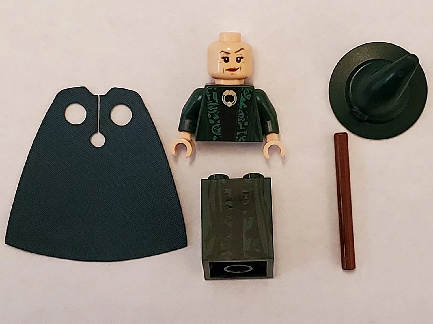 LEGO Professor McGonagall  Harry Potter 2010 minifigure