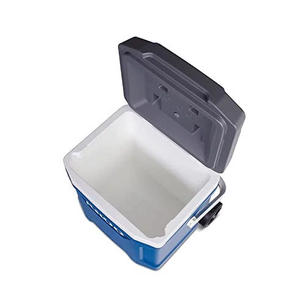 Igloo Latitude 16 Qt. 2-Wheeled Cooler, Blue 34825