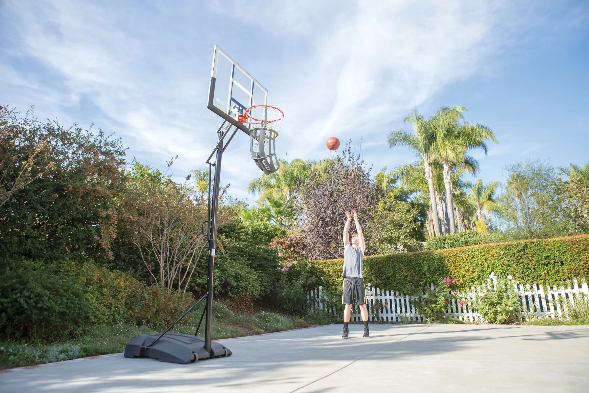 SKLZ Kick-Out 360 Degree Basketball Hoop Return System