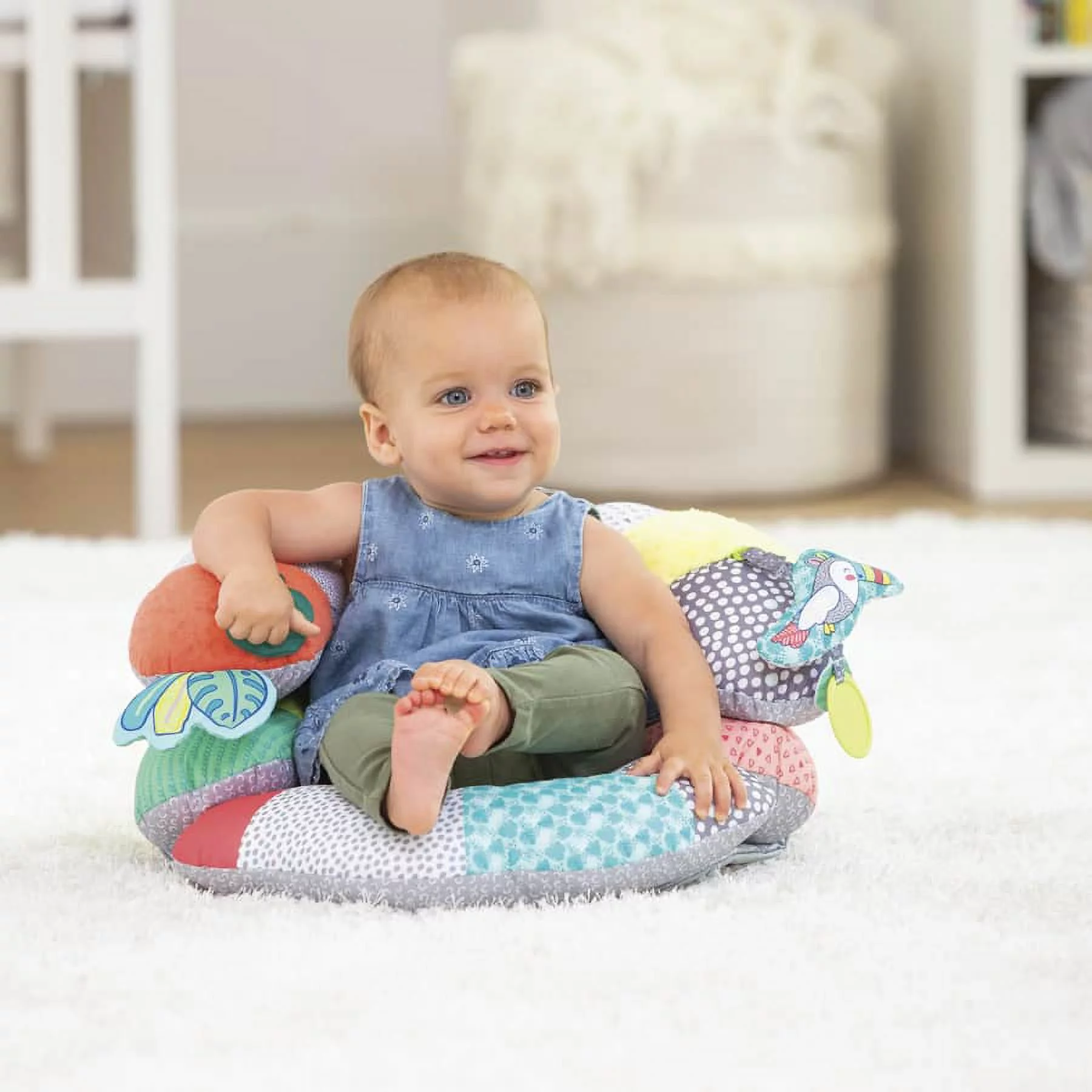 Infantino 2-in-1 Tummy Time & Seated Support Activity Gym for Ages 6-12 Months, Multicolor Toucan