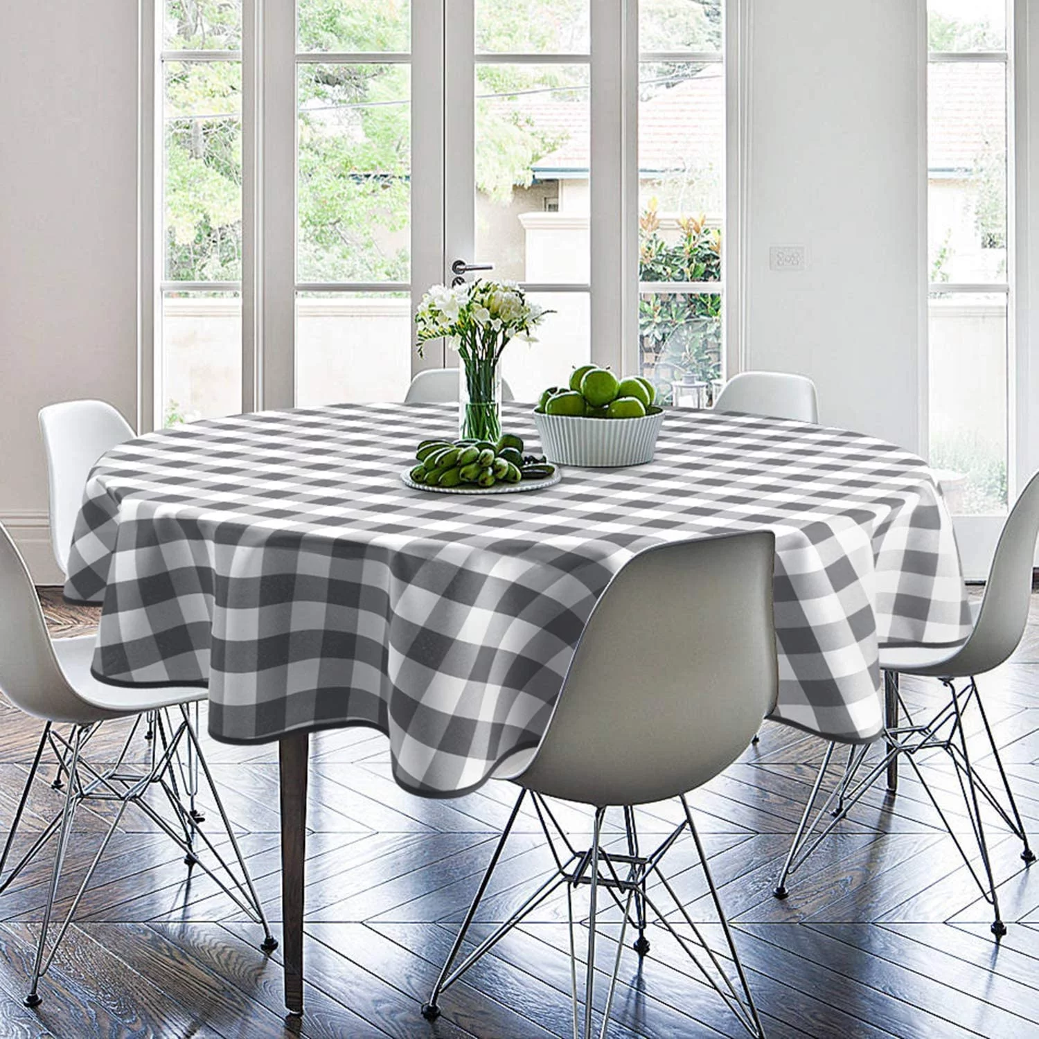 Hiasan Checkered Round Tablecloth 60 Inch – Waterproof Stain and Wrinkle Resistant Washable Fabric Table Cloth for Dining Room Party Outdoor Picnic, Black and White