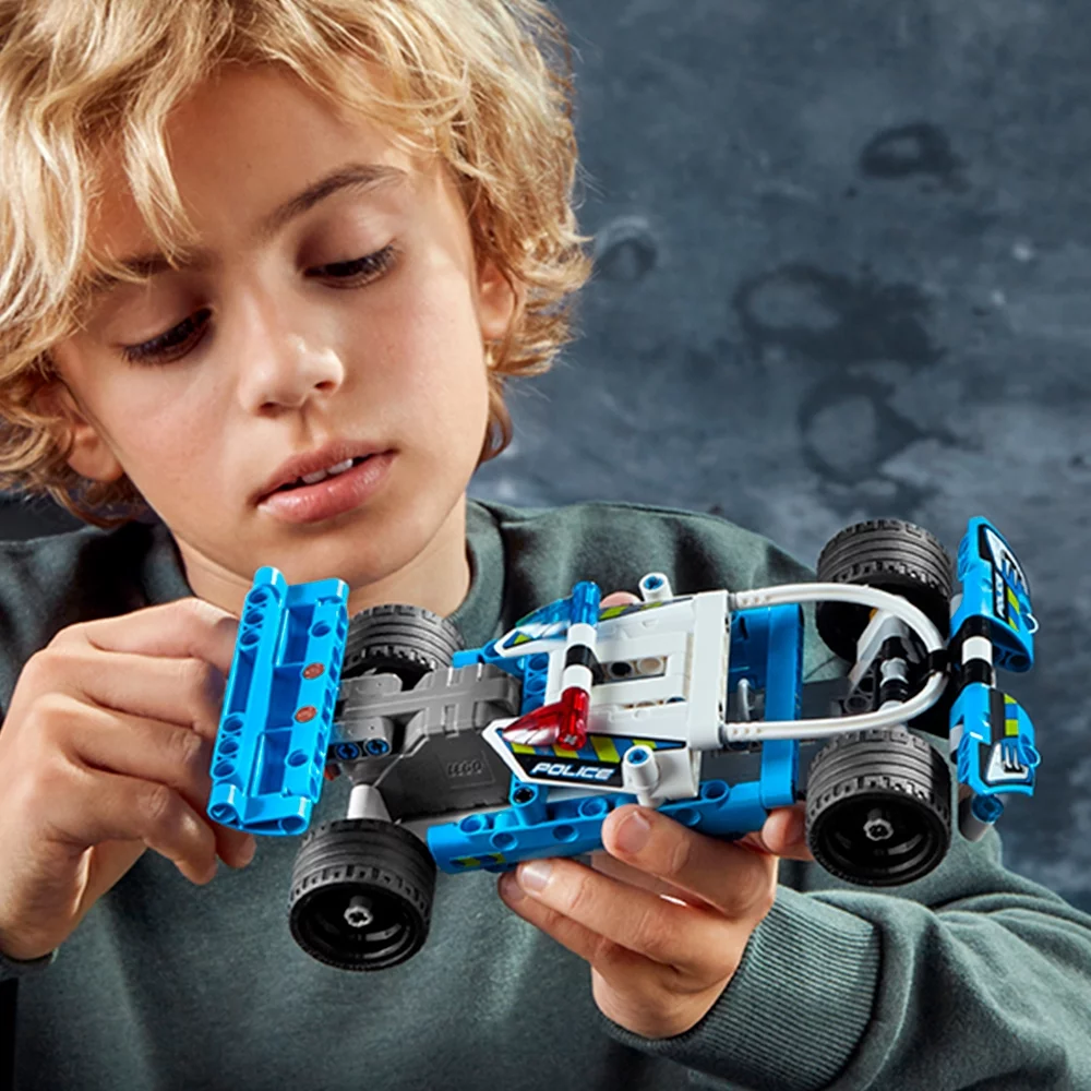 LEGO Technic Police Pursuit 42091