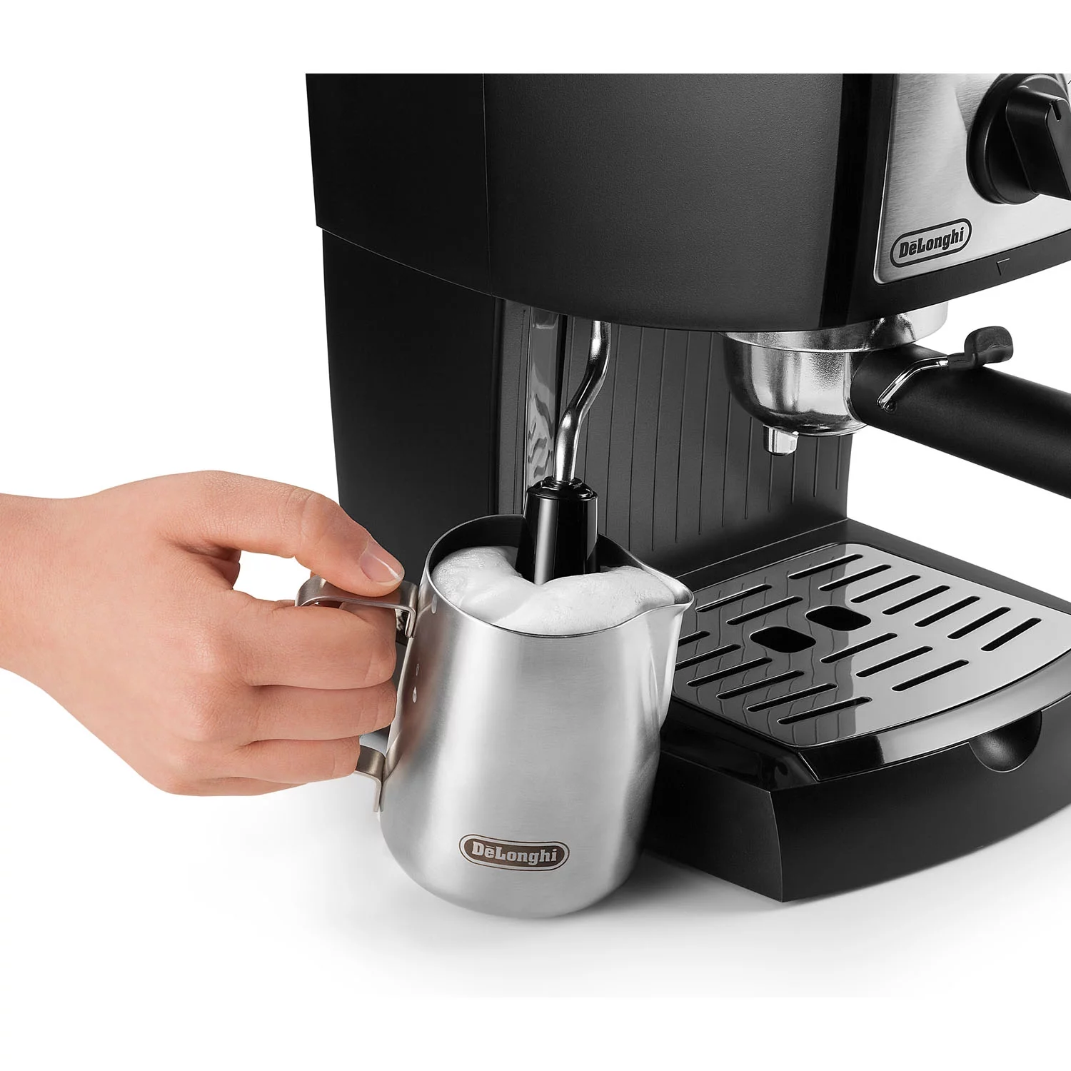 De’Longhi Pump Espresso Machine in Black/Stainless