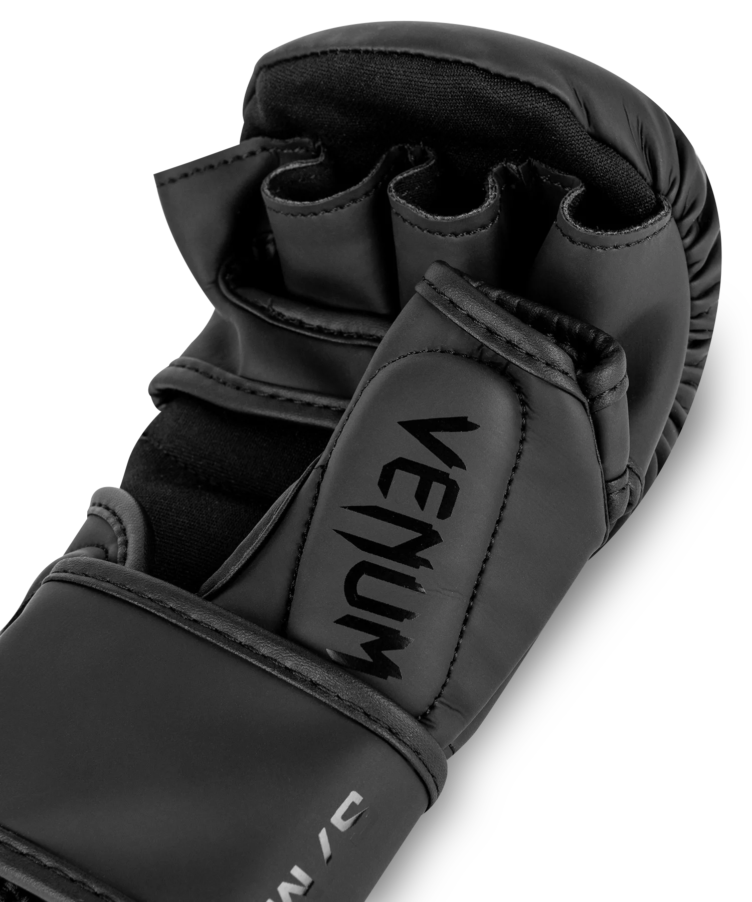 Venum Classic Sparring Gloves – Black – Large/Extra Large (8 oz)