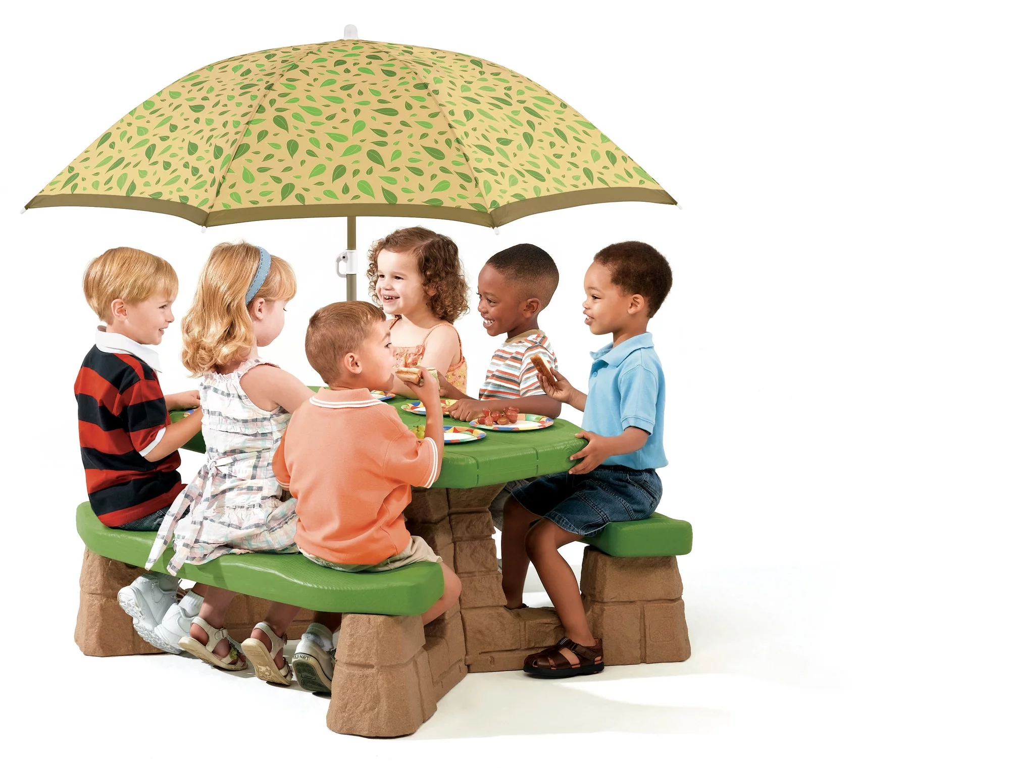 Step2 Naturally Playful Kids Picnic Table with 60-inch Umbrella