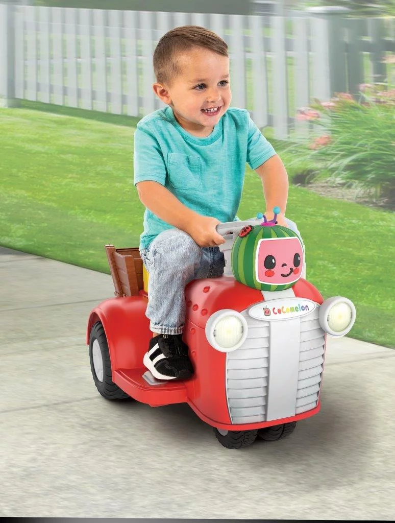 SPARK 6 Volt Cocomelon Interactive Tractor Ride-On