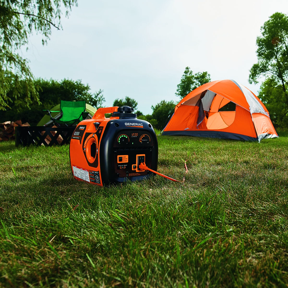 Generac 6866 iQ2000 2000 Watt Inverter Portable Generator, 50 State/CARB