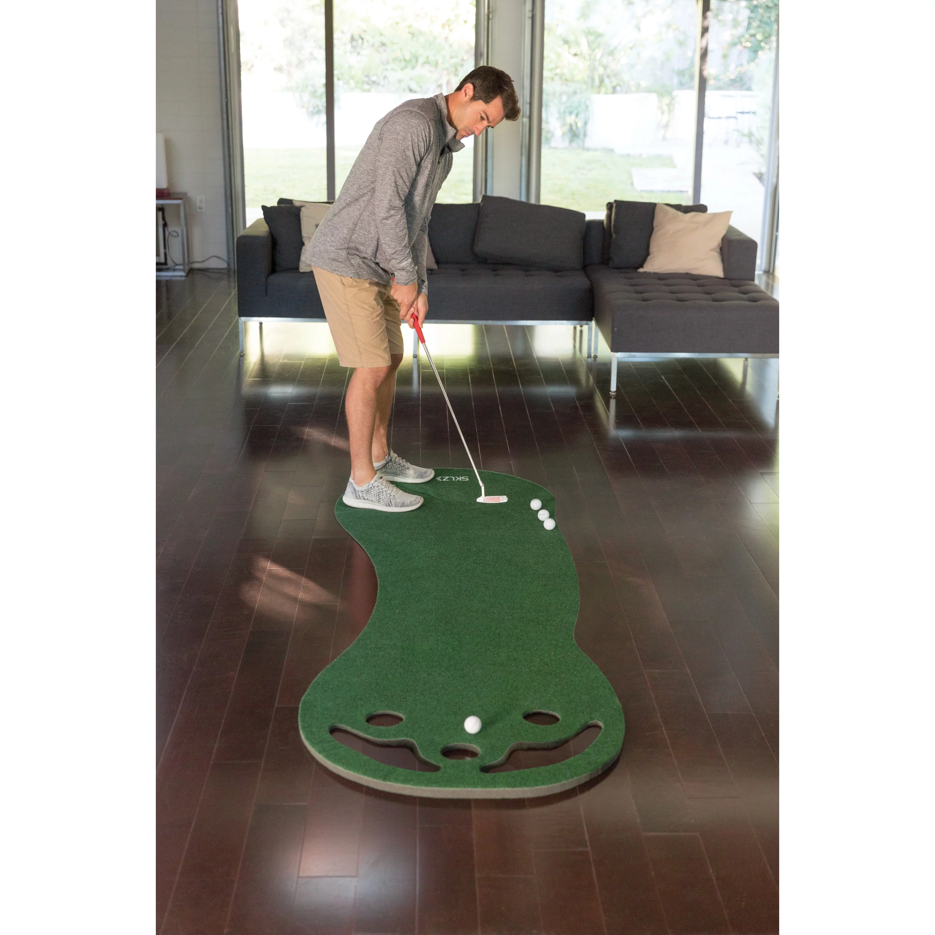 SKLZ Putting Green Par Three Indoor Putting Mat for a Real Green Feel with True Roll Surface for Putting Practice, 3 x 9 Ft.