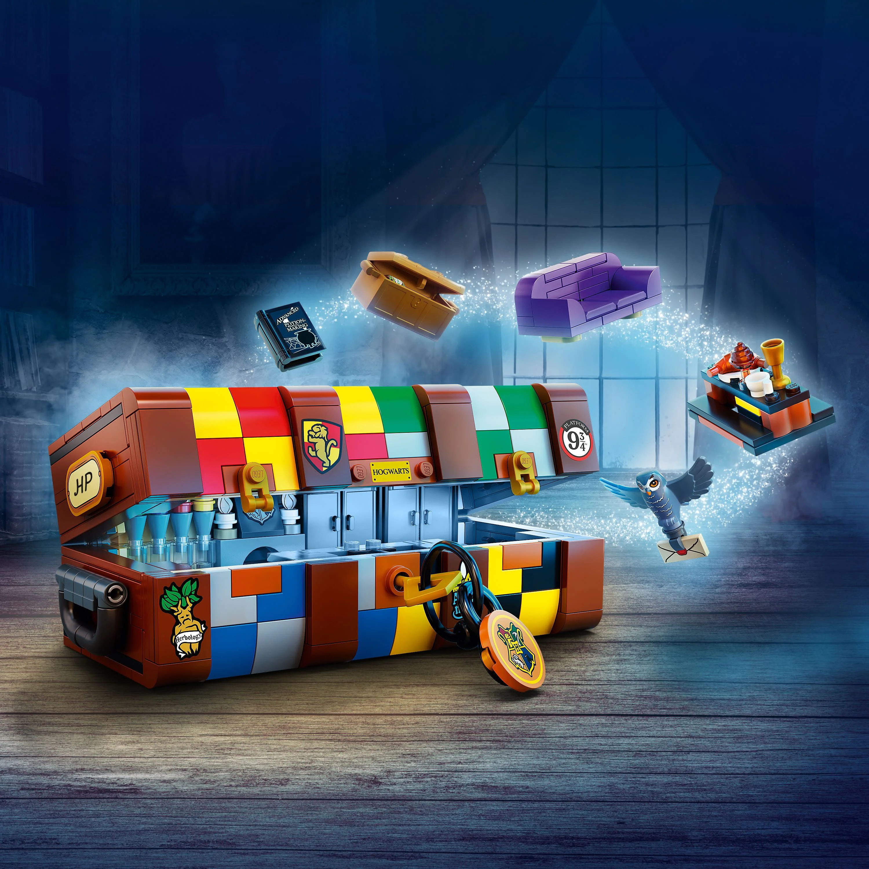 LEGO Harry Potter Hogwarts Magical Trunk 76399 Luggage Set, Customizable Toy, Gift Idea for Kids, Girls & Boys with Movie Minifigures and House Colors