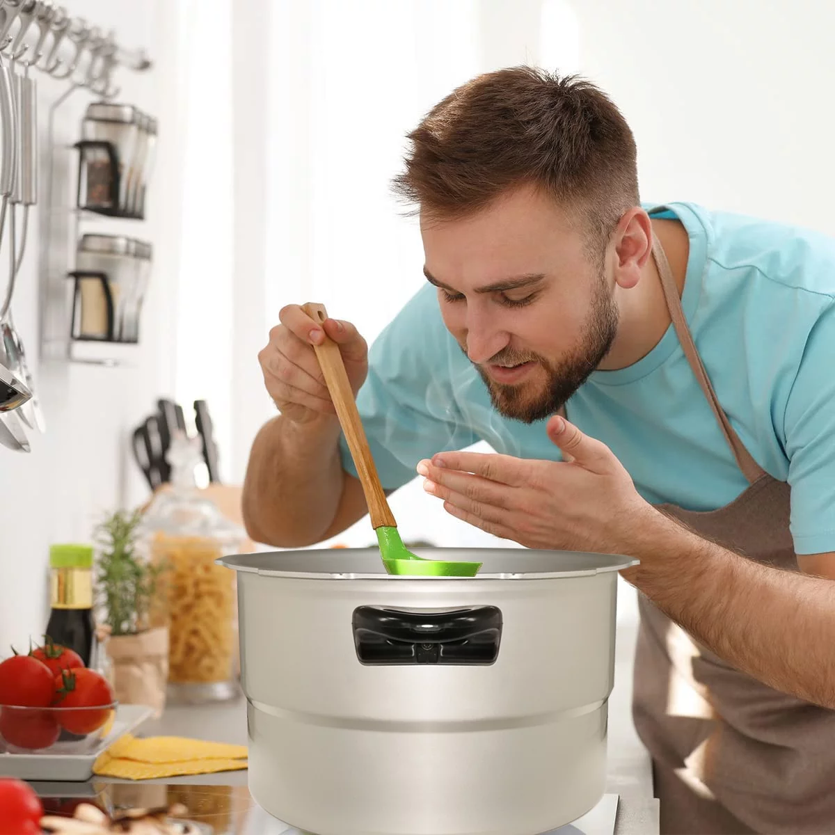 Babyltrl 7.4 Quart Aluminum Pressure Cooker with Steamer, Silver