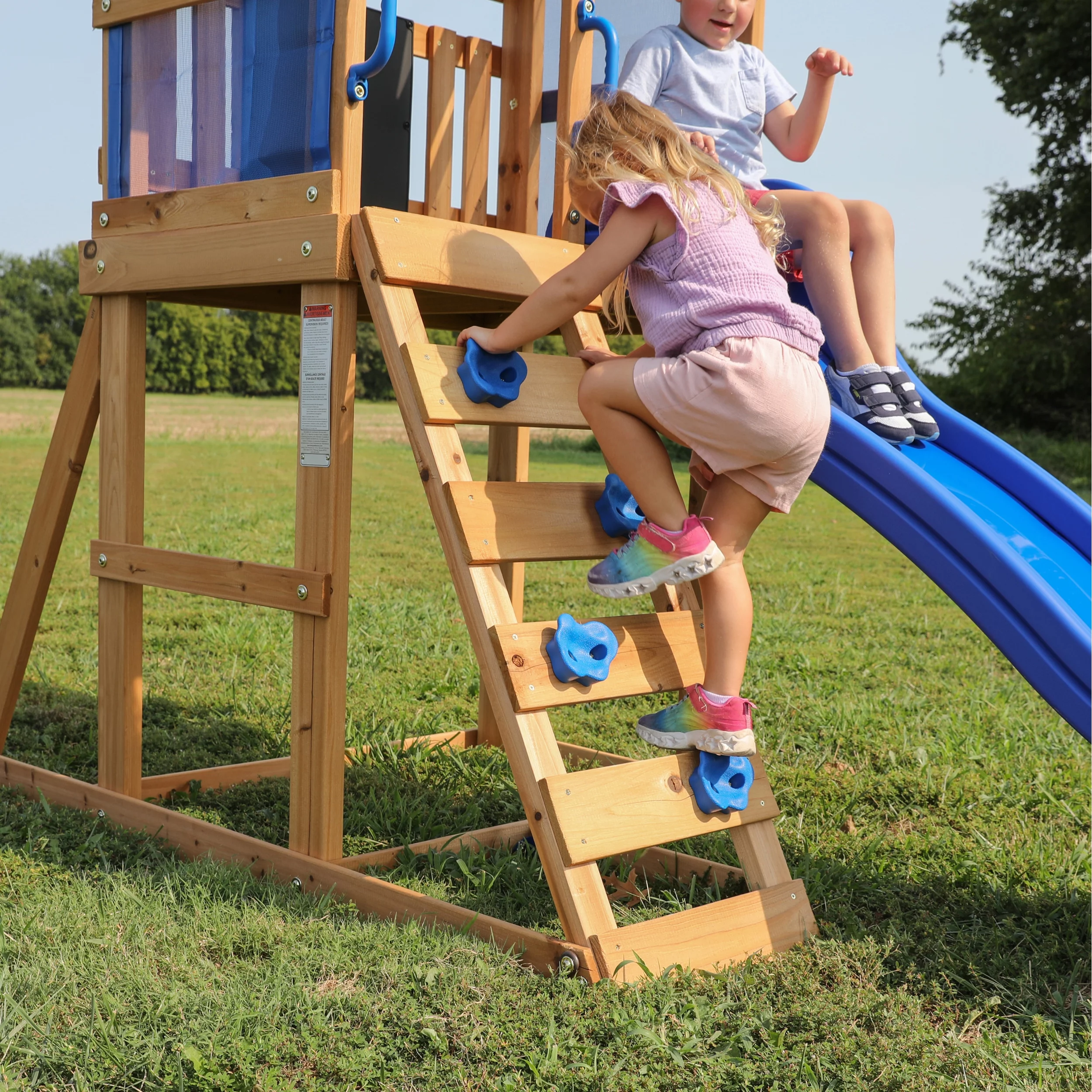 Backyard Discovery Bay Pointe Swing Set