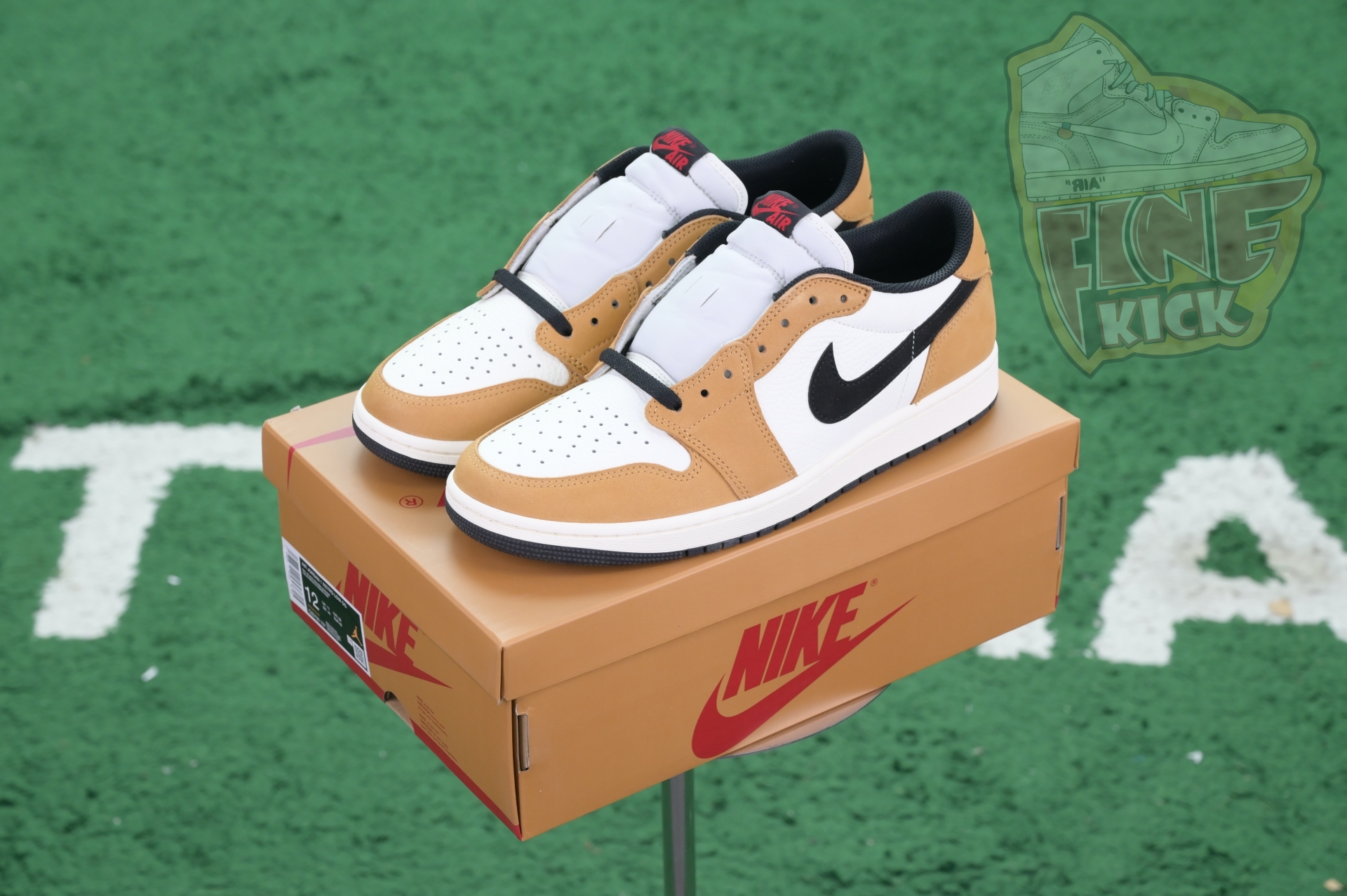 Air Jordan 1 Low OG“Rookie of the Year” - finekick.vip
