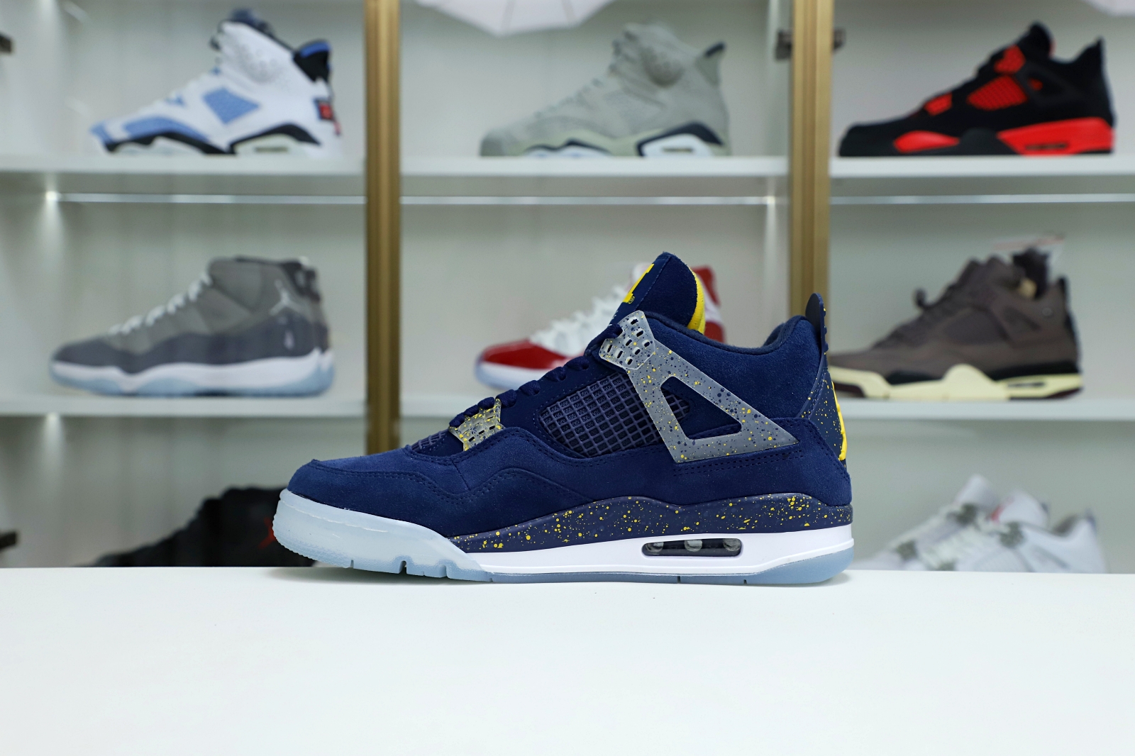 Air Jordan 4 - finekick.vip