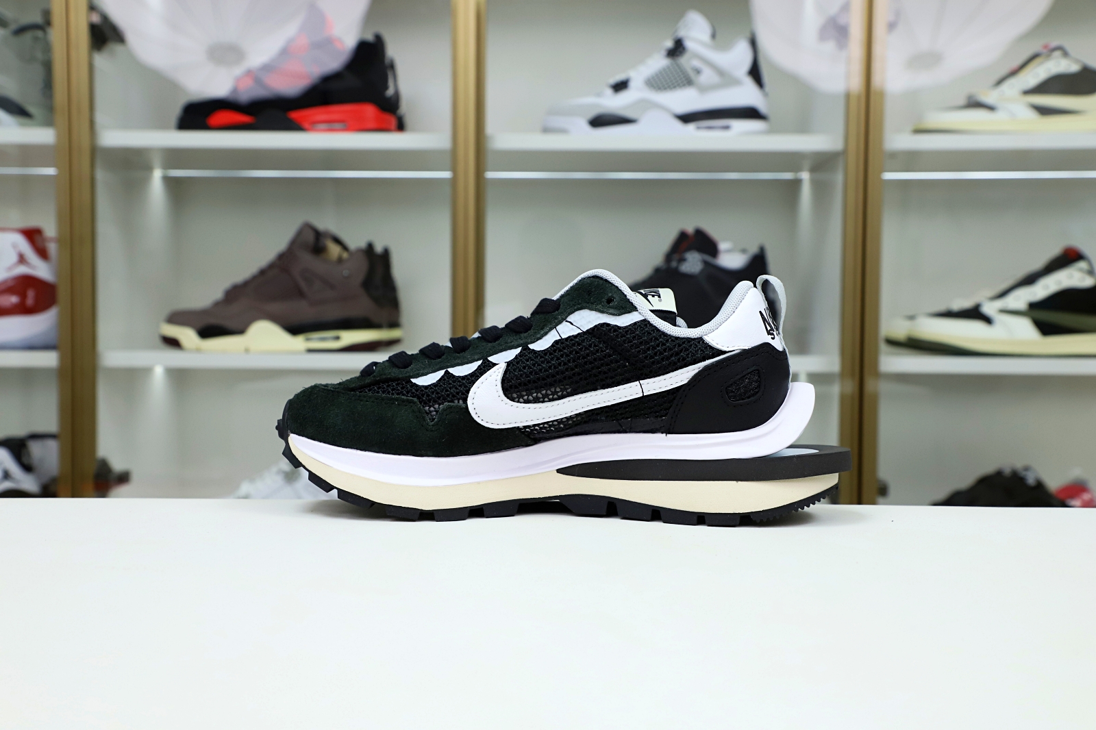 SACAI X VAPORWAFFLE 'BLACK WHITE' - finekick.vip