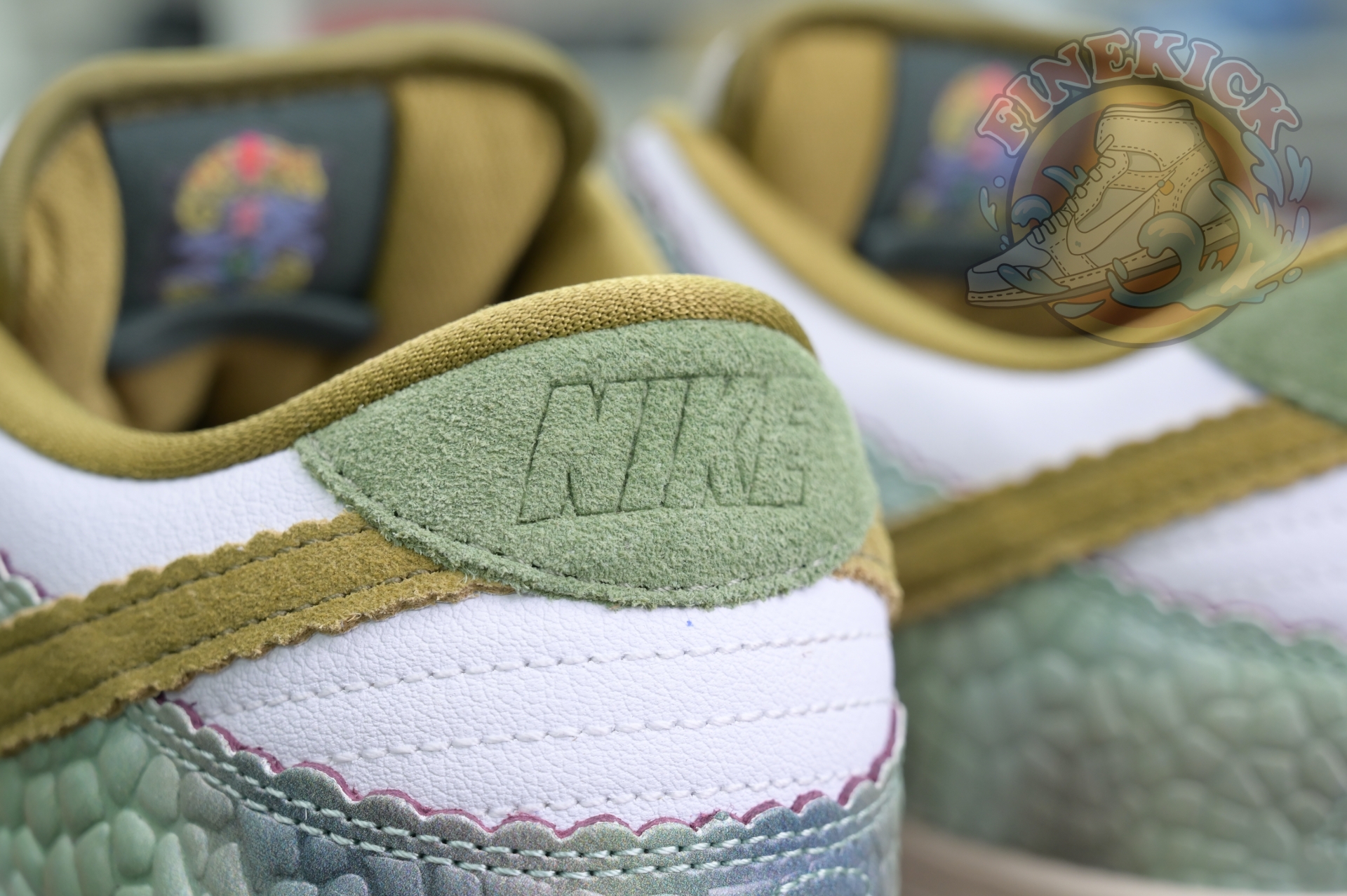 Alexis Sablone x Nike Dunk SB Low - finekick.vip