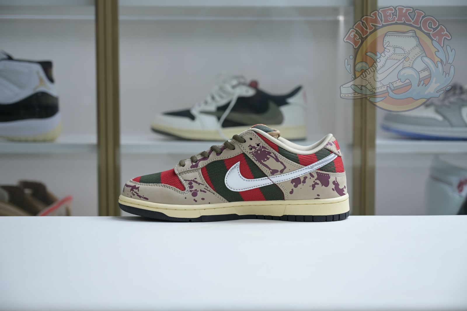 Nike Dunk SB Low Freddy Krueger - finekick.vip