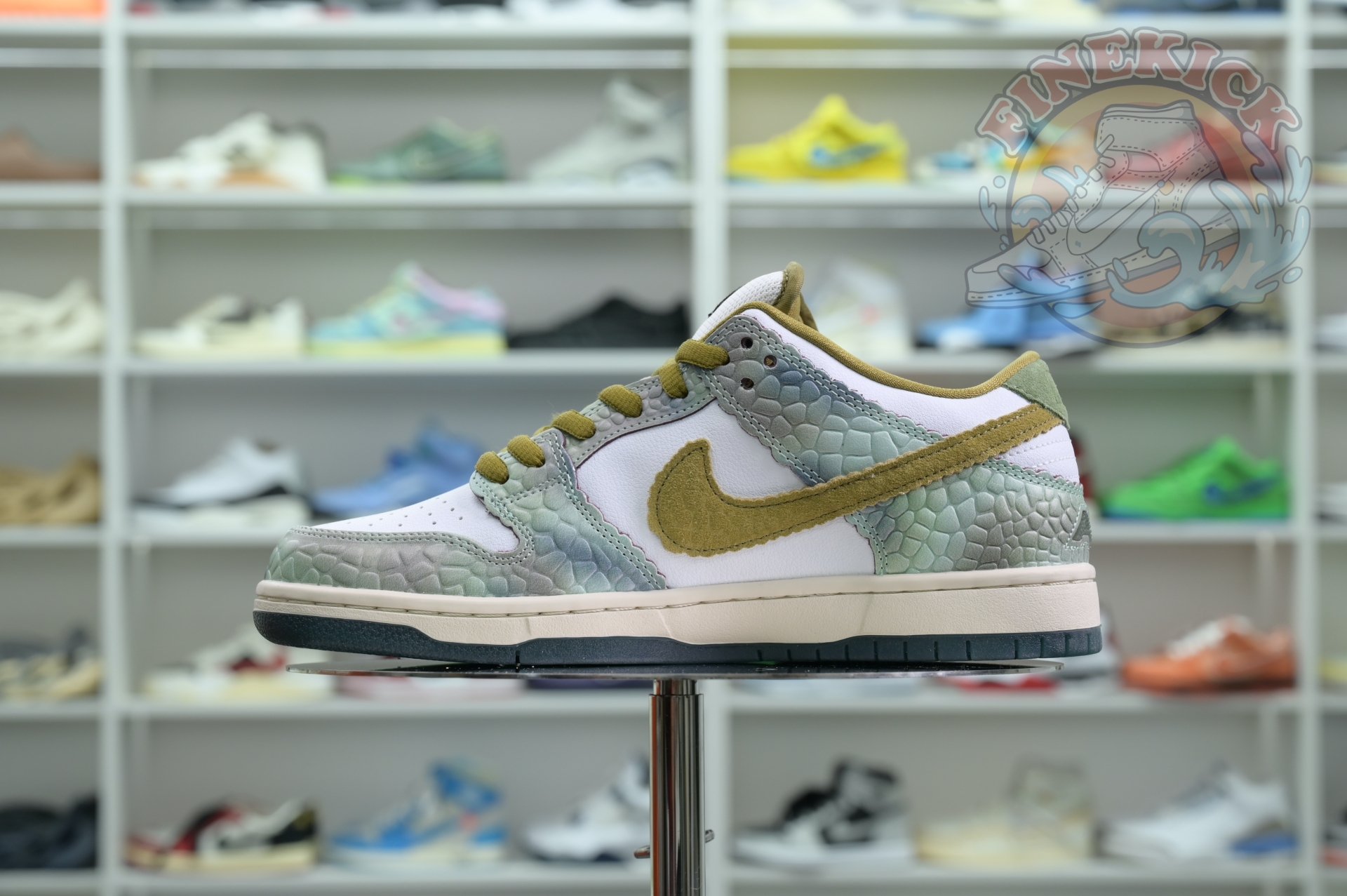 Alexis Sablone x Nike Dunk SB Low - finekick.vip