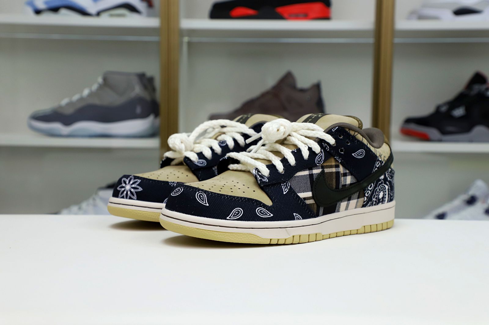 TRAVIS SCOTT X DUNK LOW PREMIUM QS SB 'CACTUS JACK' - finekick.vip