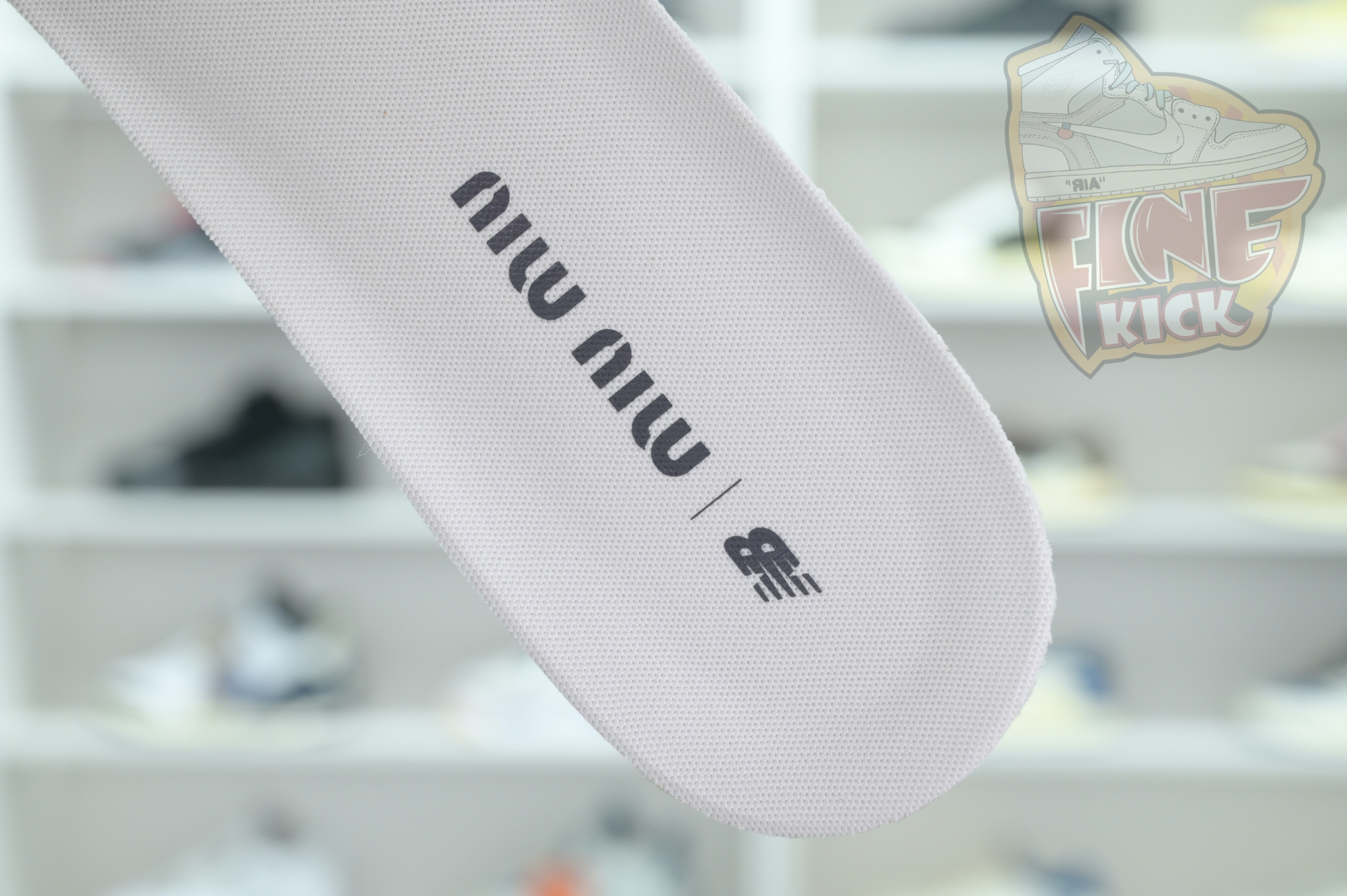New Balance x MIU MIU NB 530SL - finekick.vip