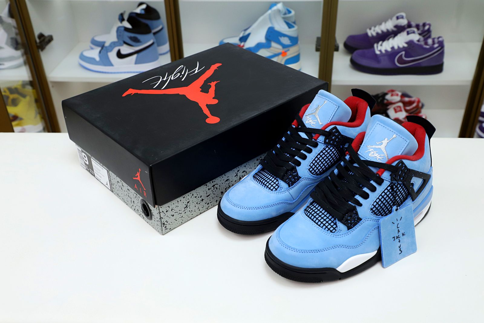 TRAVIS SCOTT X AIR JORDAN 4 RETRO 'CACTUS JACK' FRIENDS & FAMILY - finekick.vip