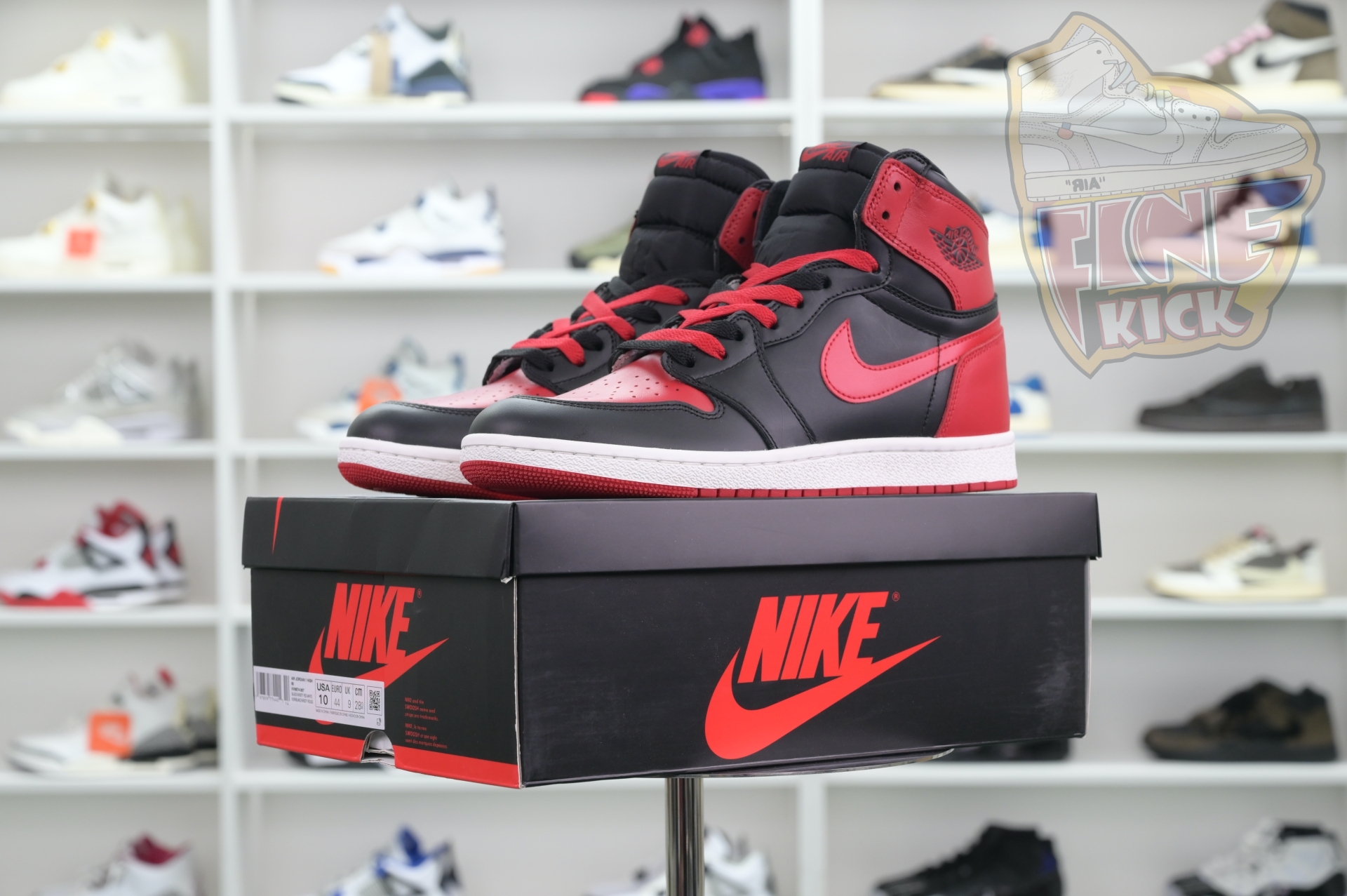 Air Jordan 1 High 85 Bred 2025 - finekick.vip