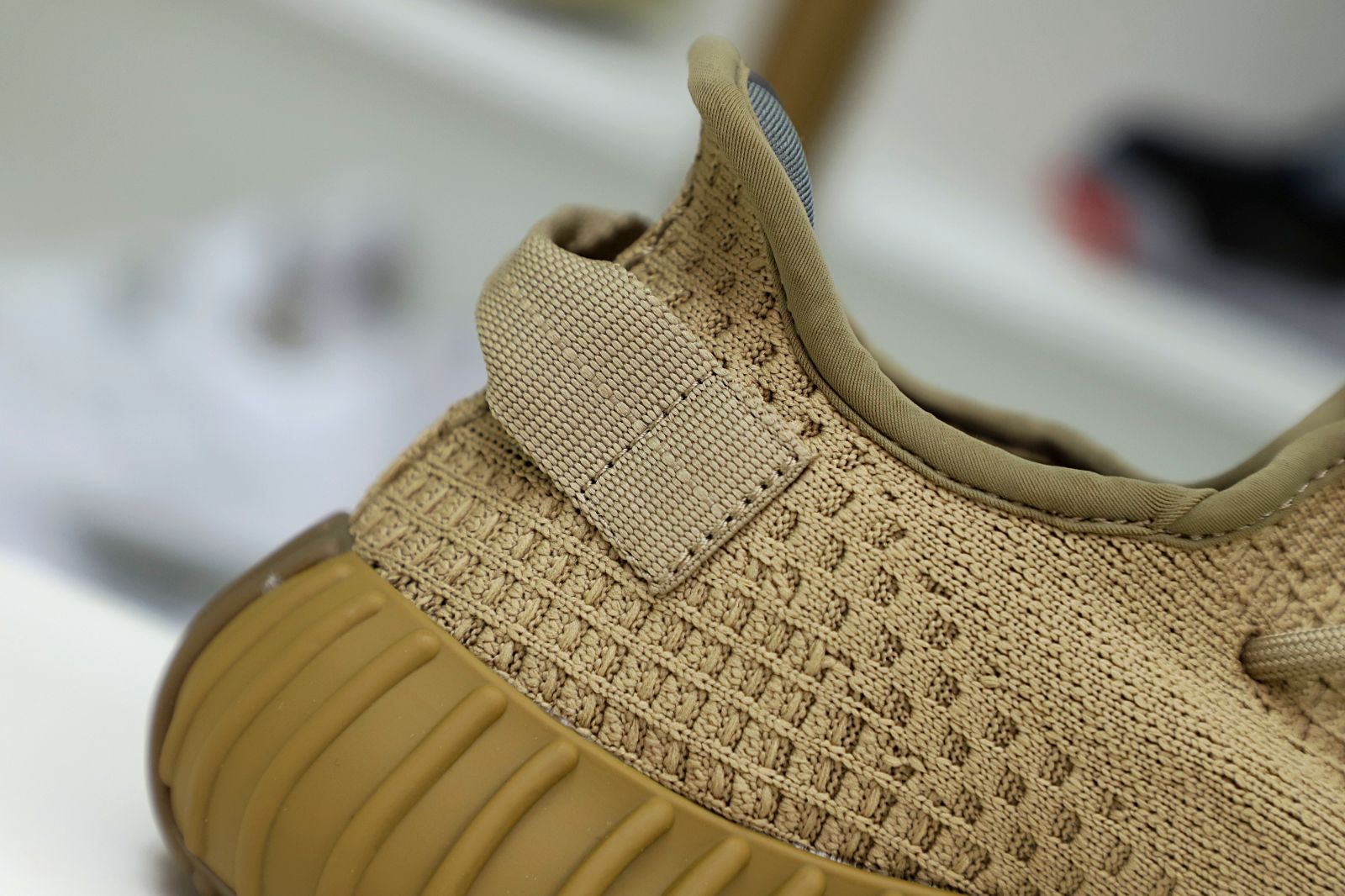YEEZY BOOST 350 V2 'EARTH' - finekick.vip