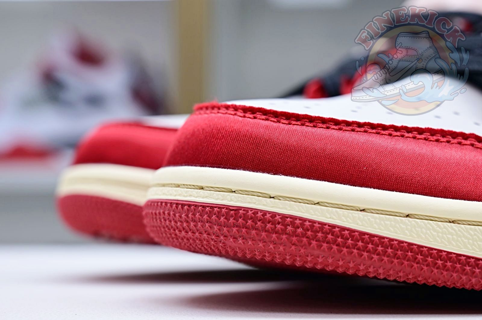 Trophy Room x Air Jordan 1 Low OG “Away” - finekick.vip