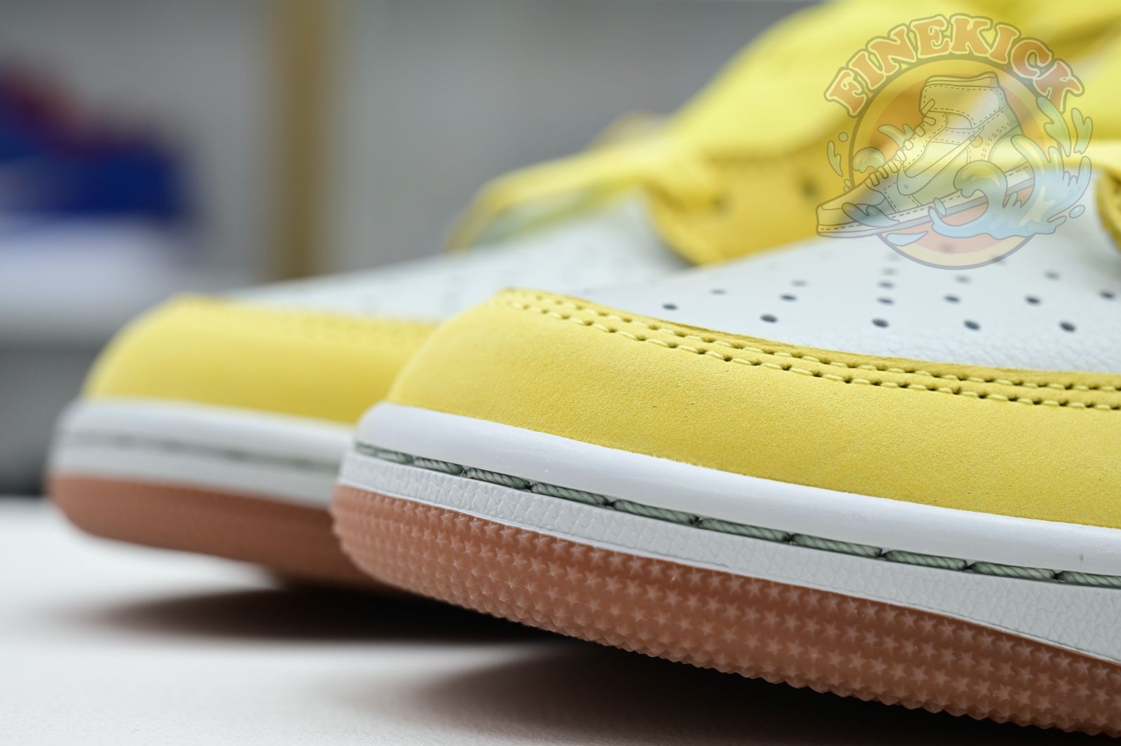 Travis Scott x Air Jordan 1Low Canary - finekick.vip