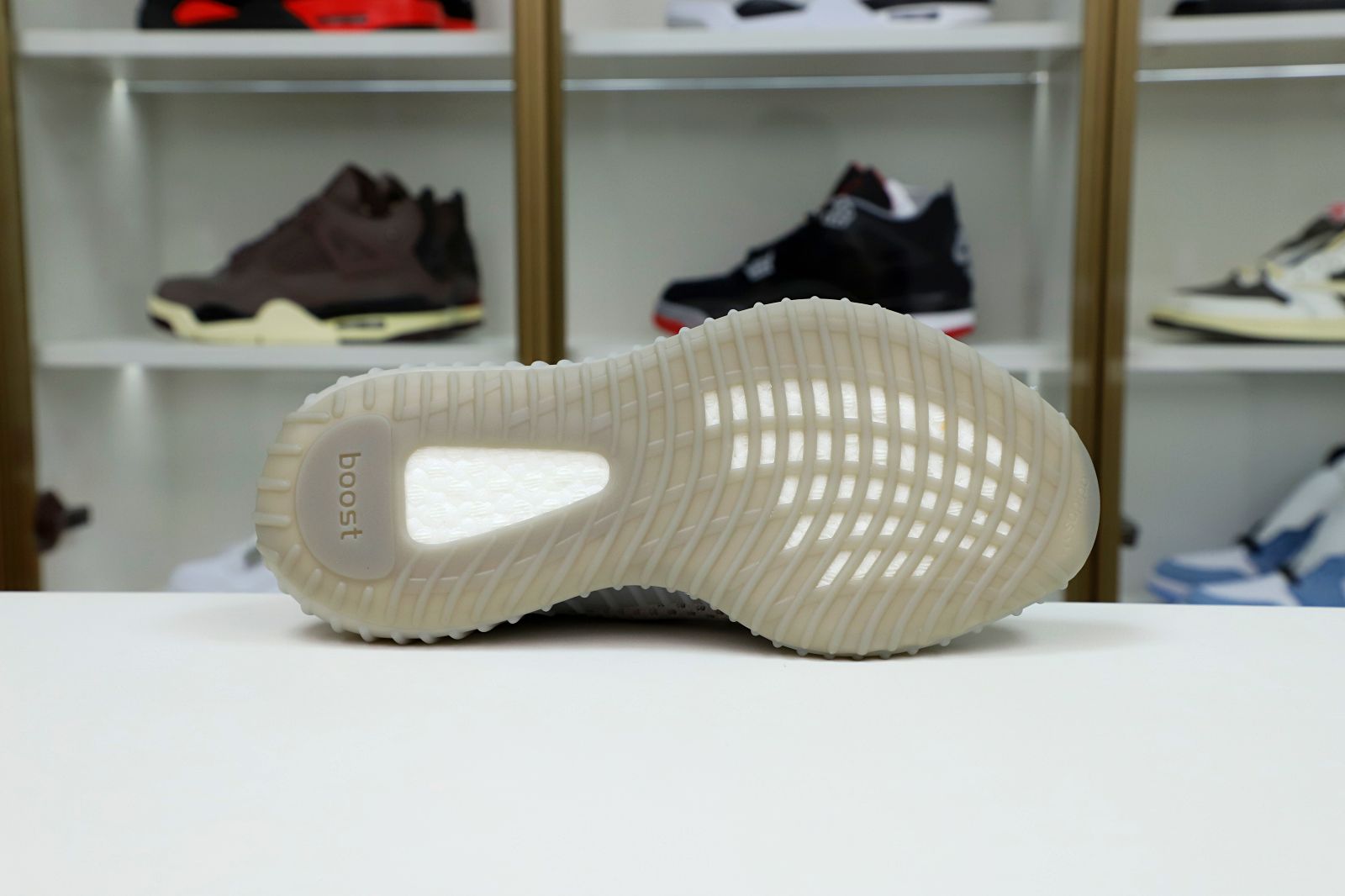 Yeezy Boost 350 V2 “Tail - finekick.vip